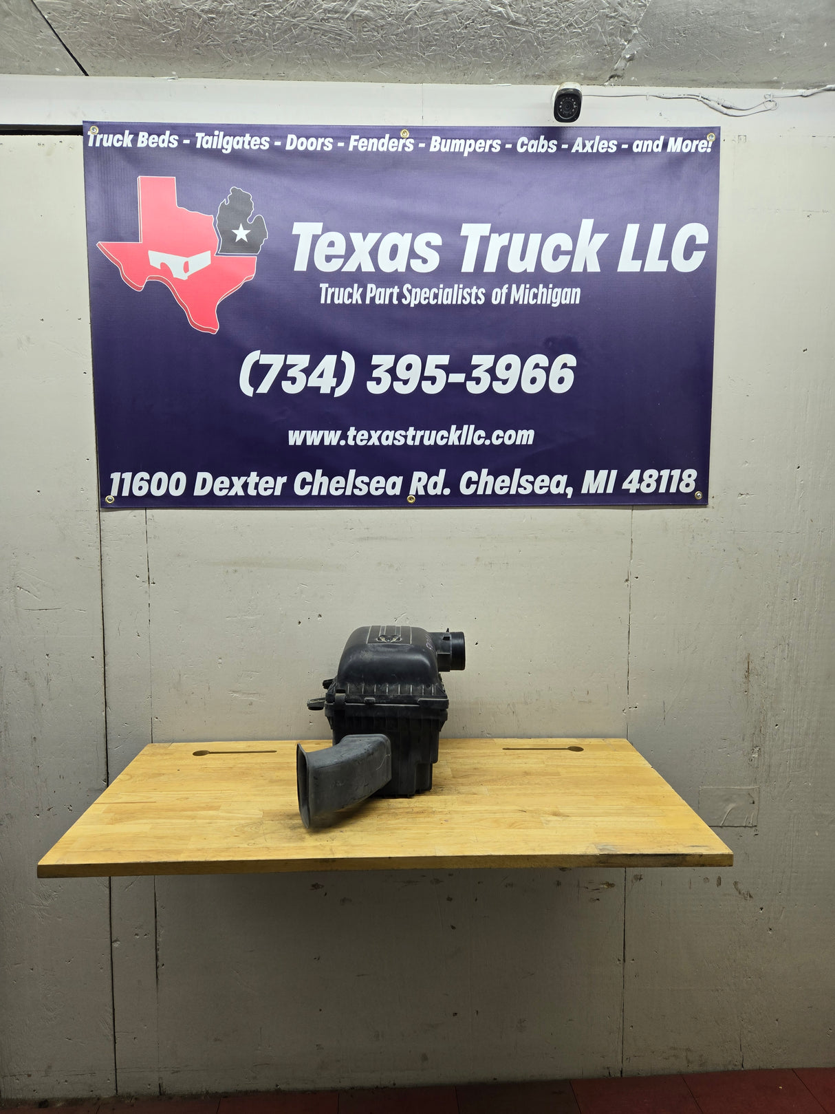 2004-2018 Dodge Ram 1500 2500 3500 Air Intake Box Cleaner