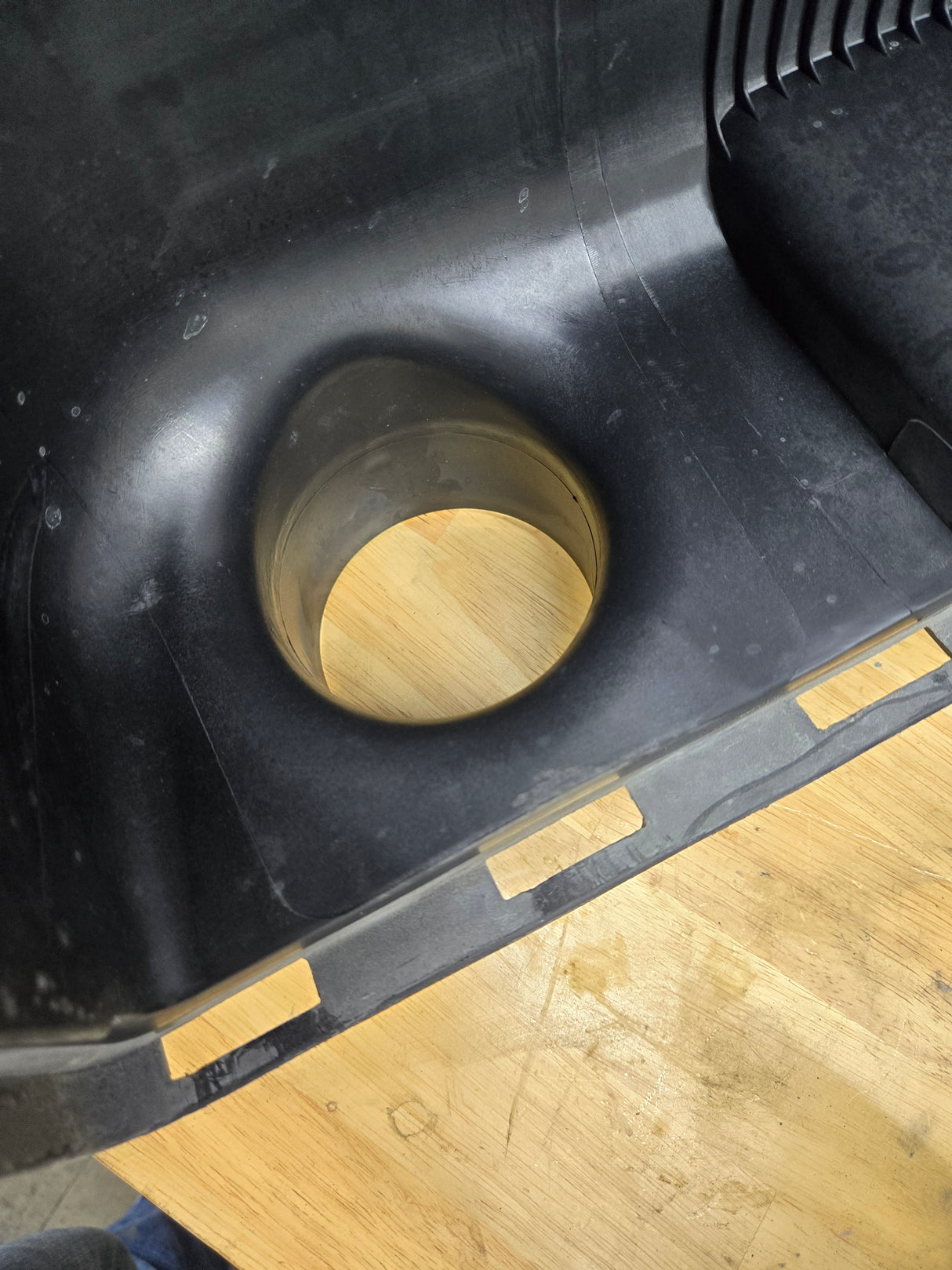 2004-2018 Dodge Ram 1500 2500 3500 Air Intake Box Cleaner