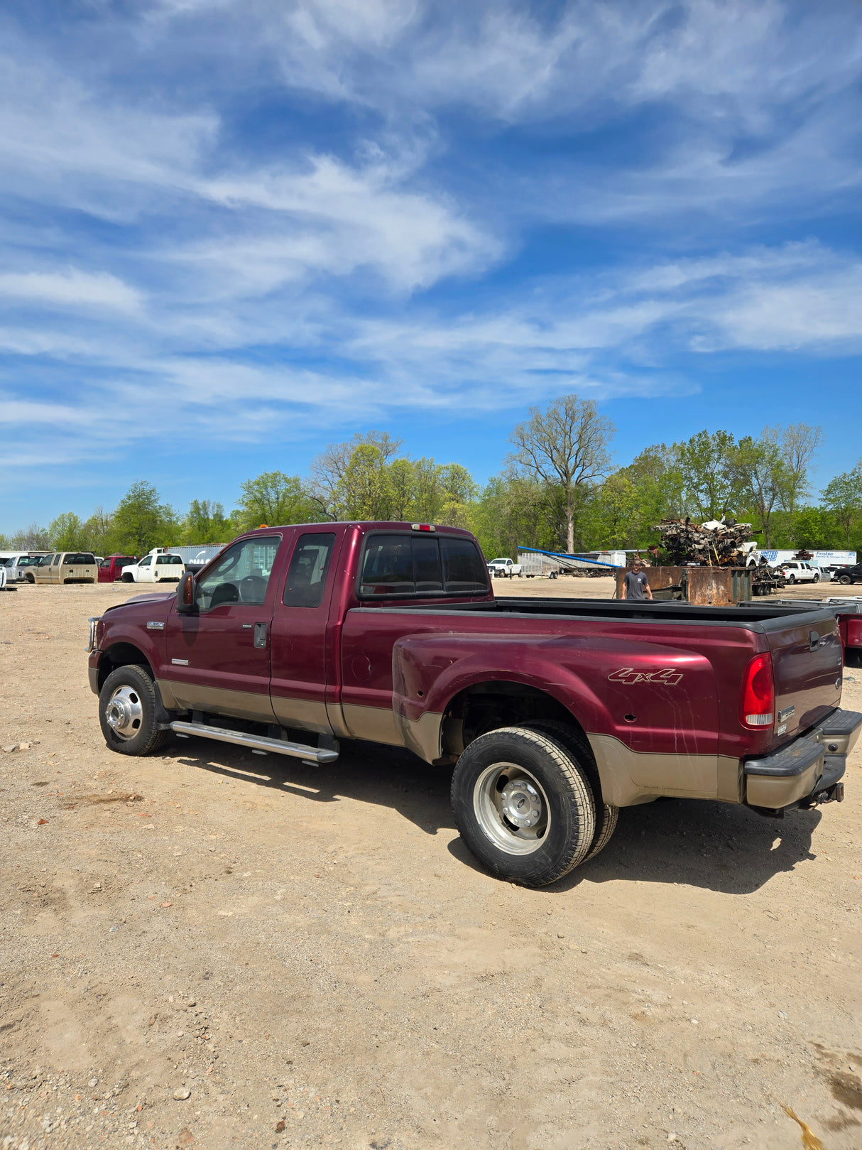 2006 Ford F-350 Dually Super Duty 6.0L Power Stroke - FULL PART OUT