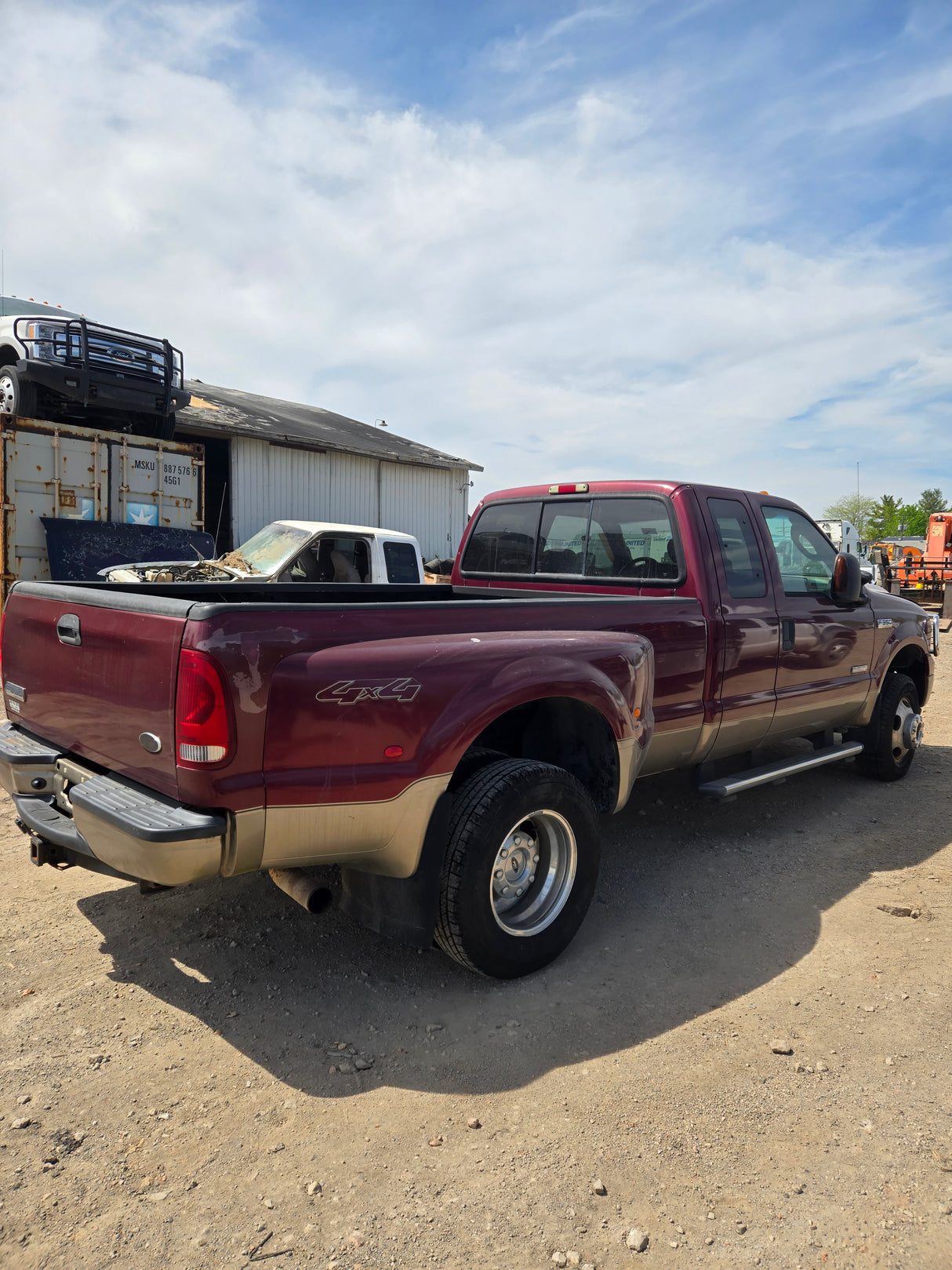 2006 Ford F-350 Dually Super Duty 6.0L Power Stroke - FULL PART OUT