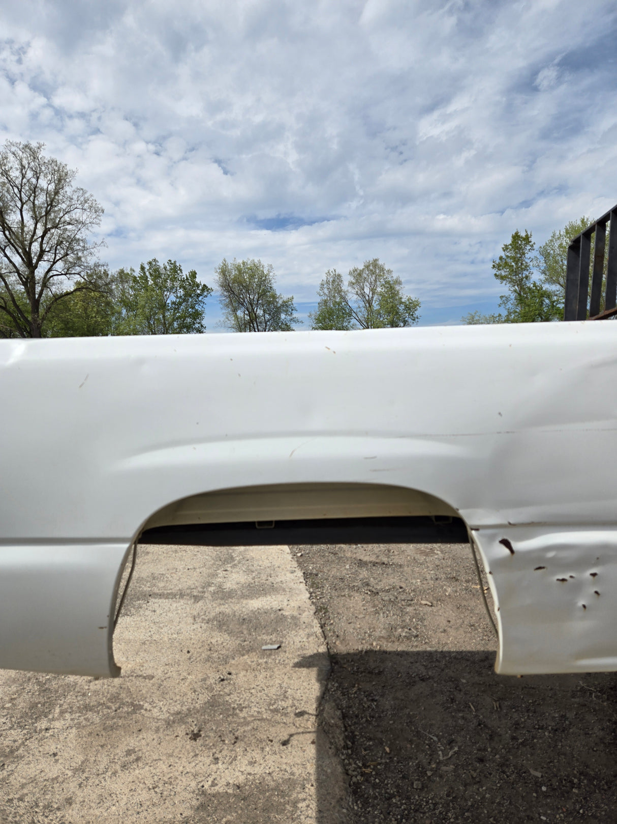 1999-2007 Chevrolet Silverado / GMC Sierra 1500 2500 3500 HD 8' Long Bed Truck Bed