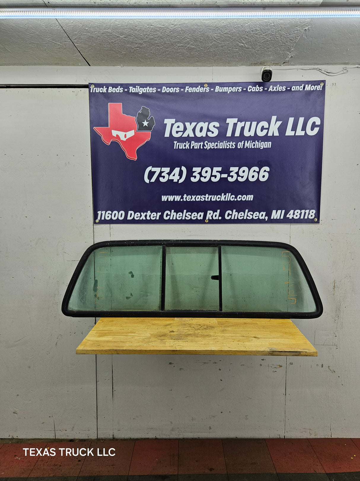 1999-2007 Ford Super Duty Sliding Rear Window F250 F350 F450 F550