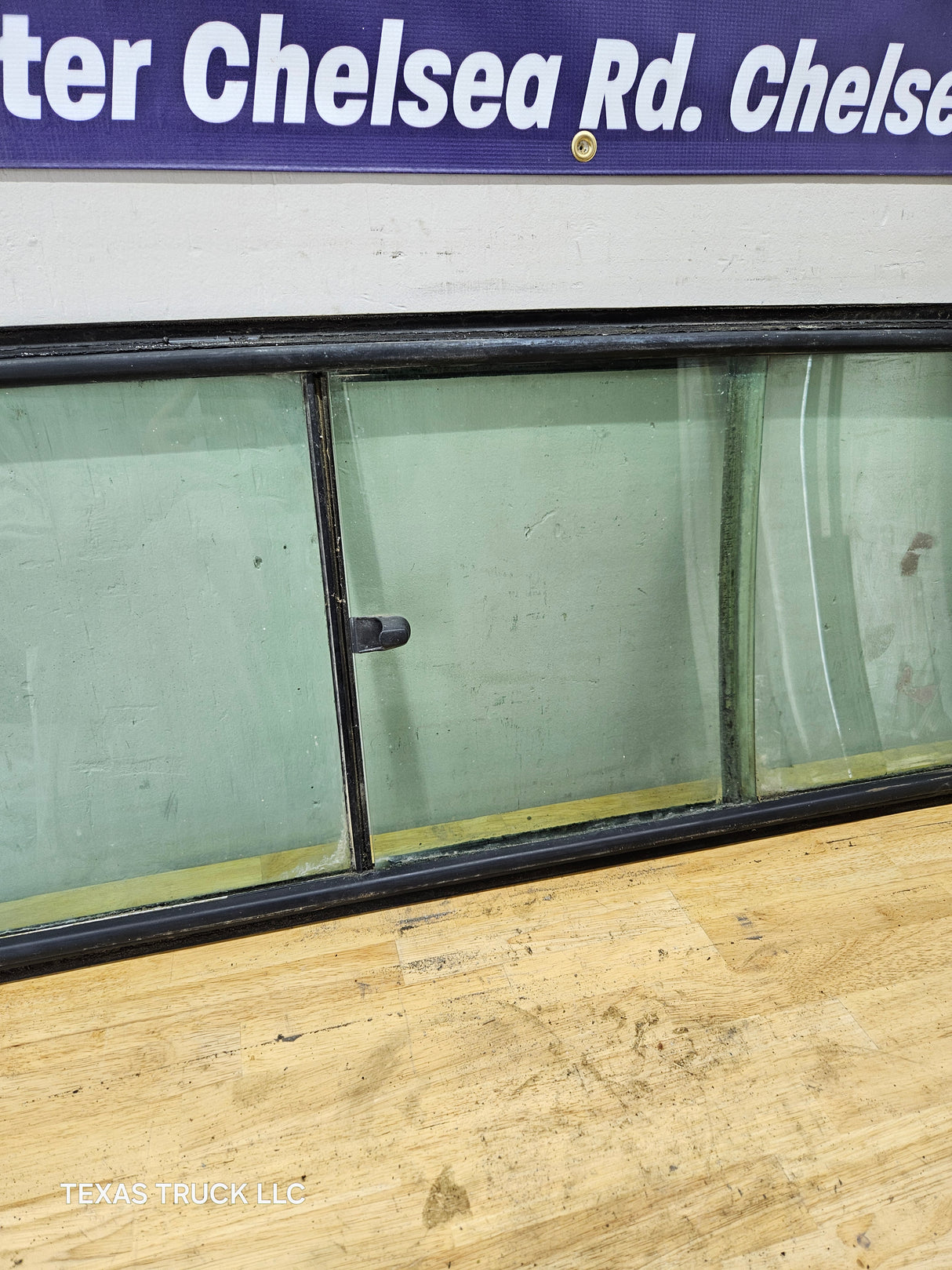 1999-2007 Ford Super Duty Sliding Rear Window F250 F350 F450 F550