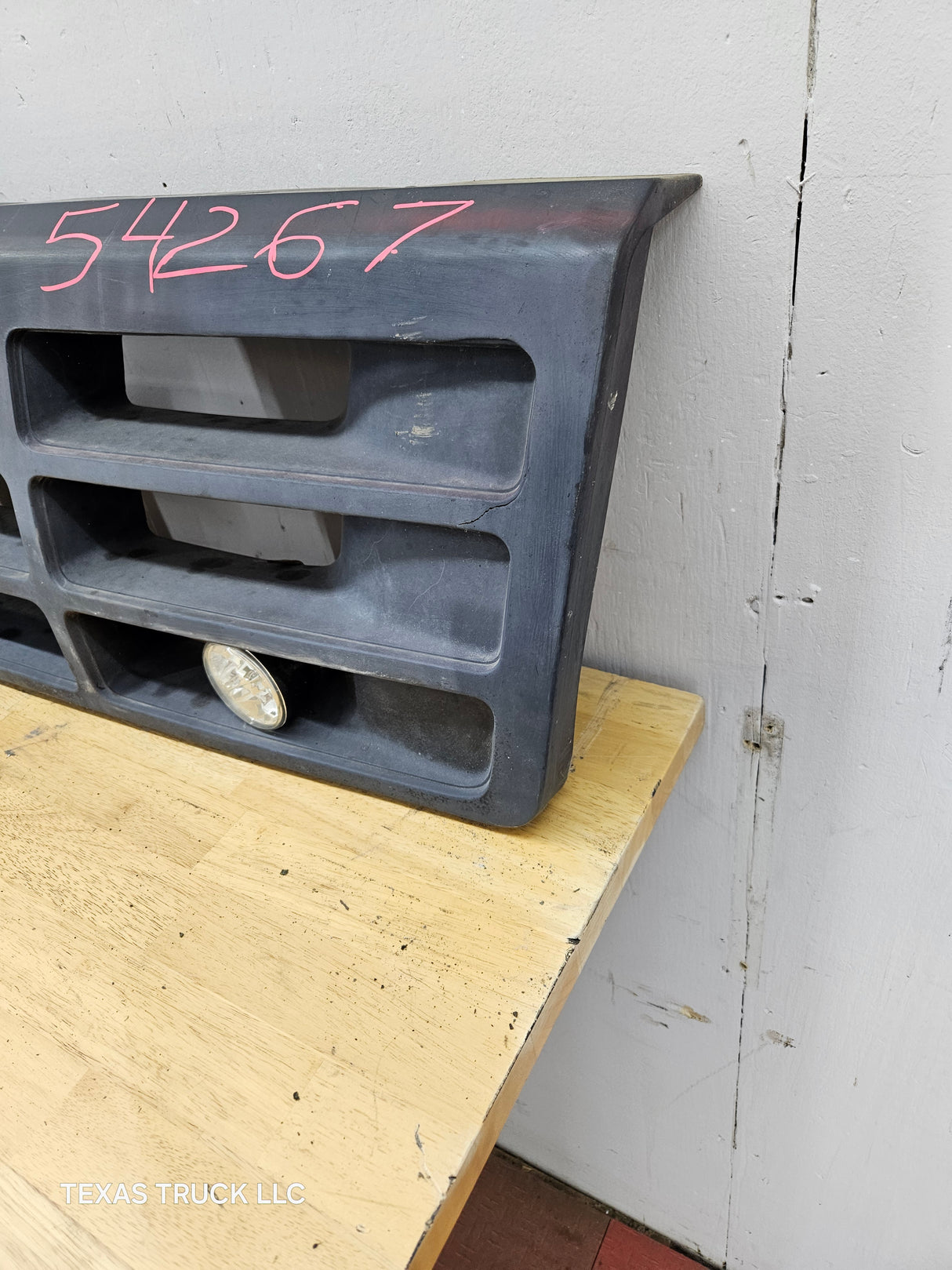 1992-1997 Ford F150 F250 F350 F450 F550 Grill