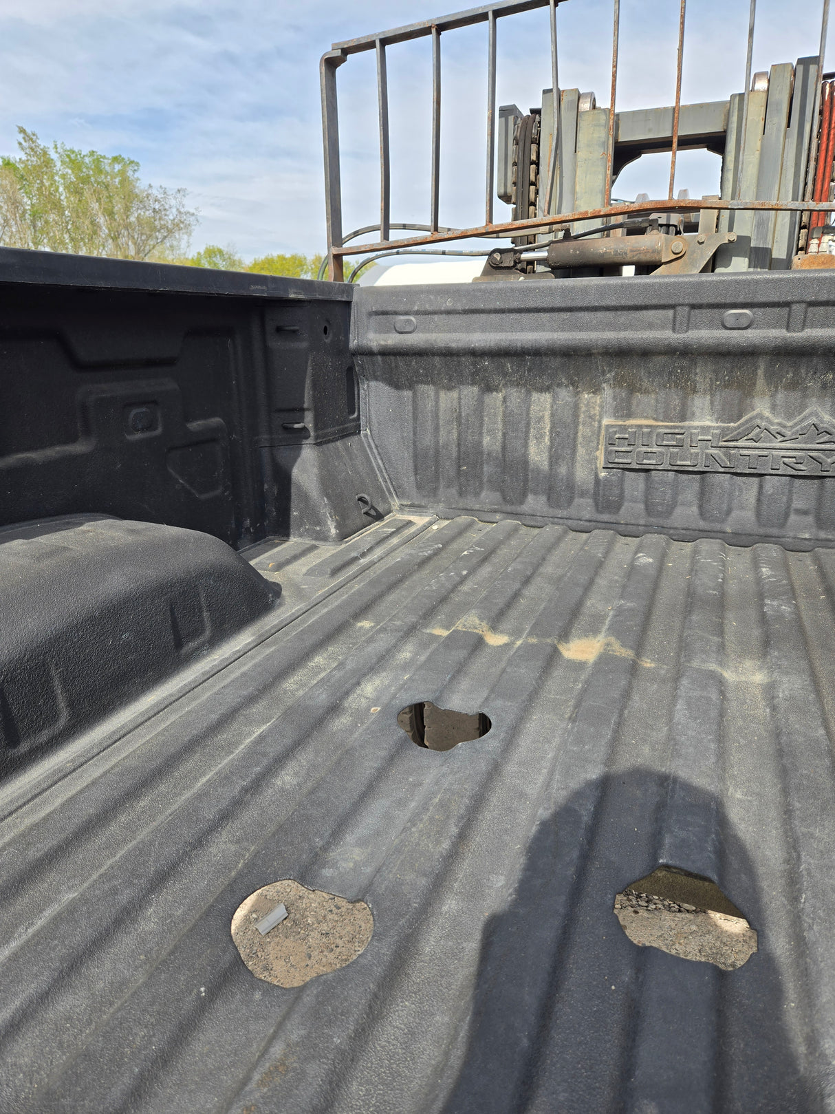 2019-2025 Chevrolet Silverado 2500 3500 HD 6' 6" Short Truck Bed