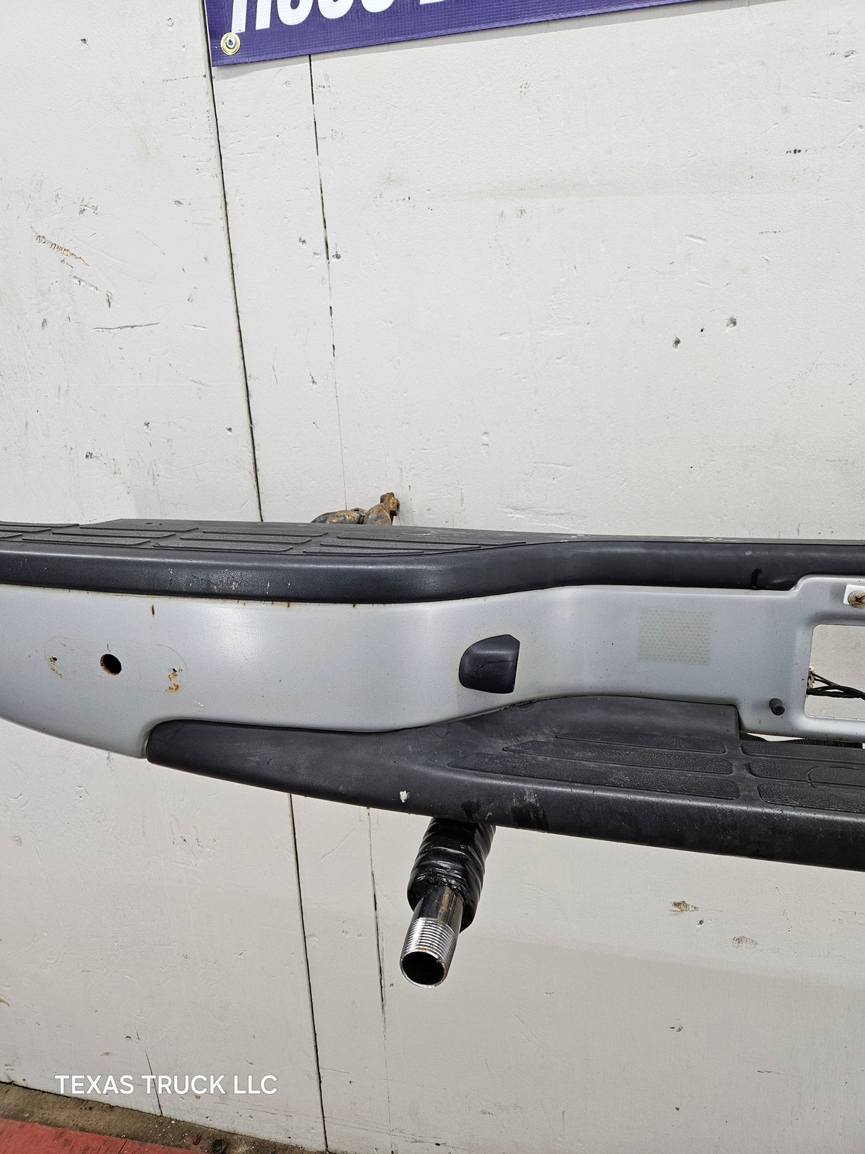 1999-2007 Chevrolet Silverado / GMC Sierra 1500 Rear Bumper