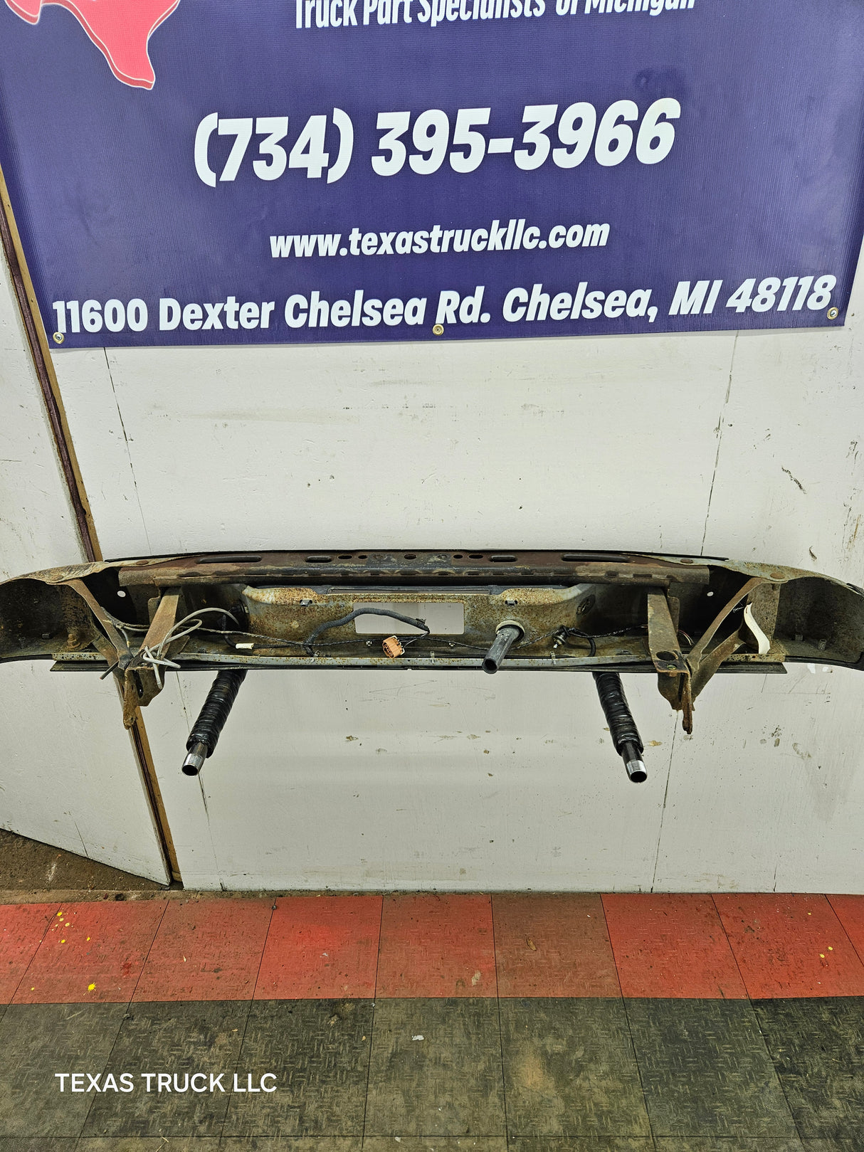 1999-2007 Chevrolet Silverado / GMC Sierra 1500 Rear Bumper