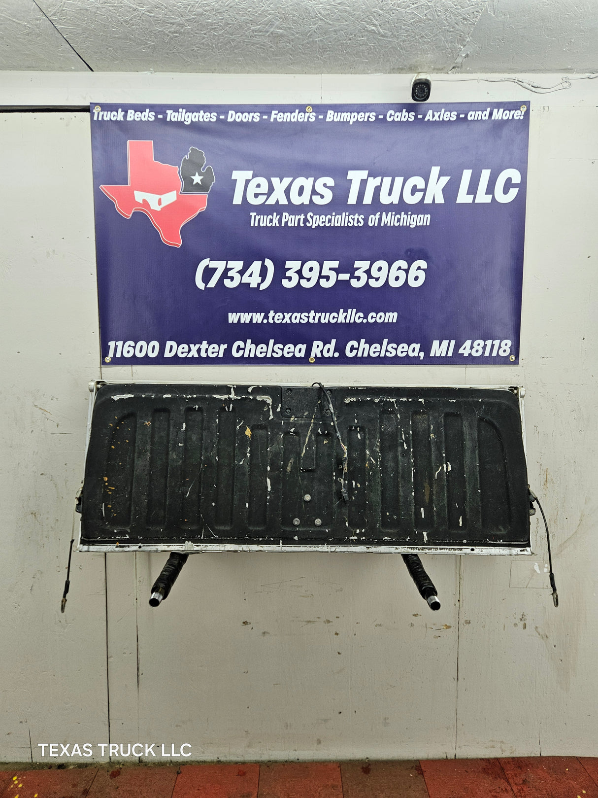 2007-2013 Chevrolet Silverado / GMC Sierra Tailgate 1500 2500 3500 HD