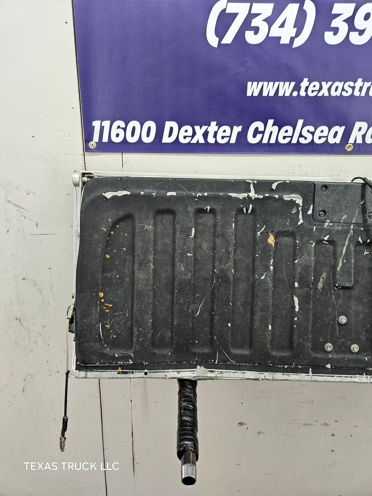 2007-2013 Chevrolet Silverado / GMC Sierra Tailgate 1500 2500 3500 HD