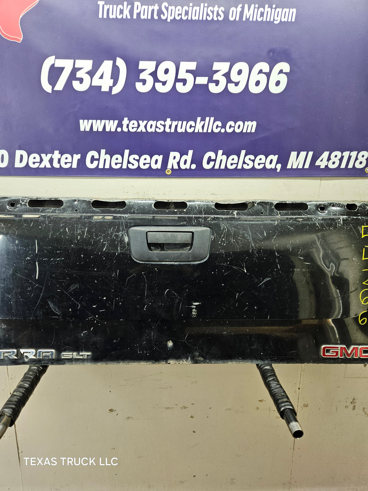 2007-2013 Chevrolet Silverado / GMC Sierra Tailgate 1500 2500 3500 HD