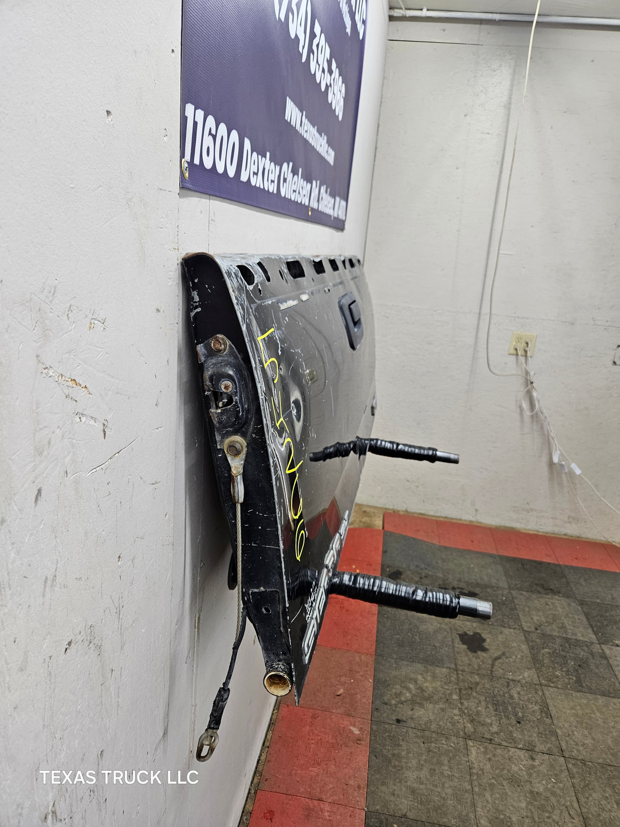 2007-2013 Chevrolet Silverado / GMC Sierra Tailgate 1500 2500 3500 HD