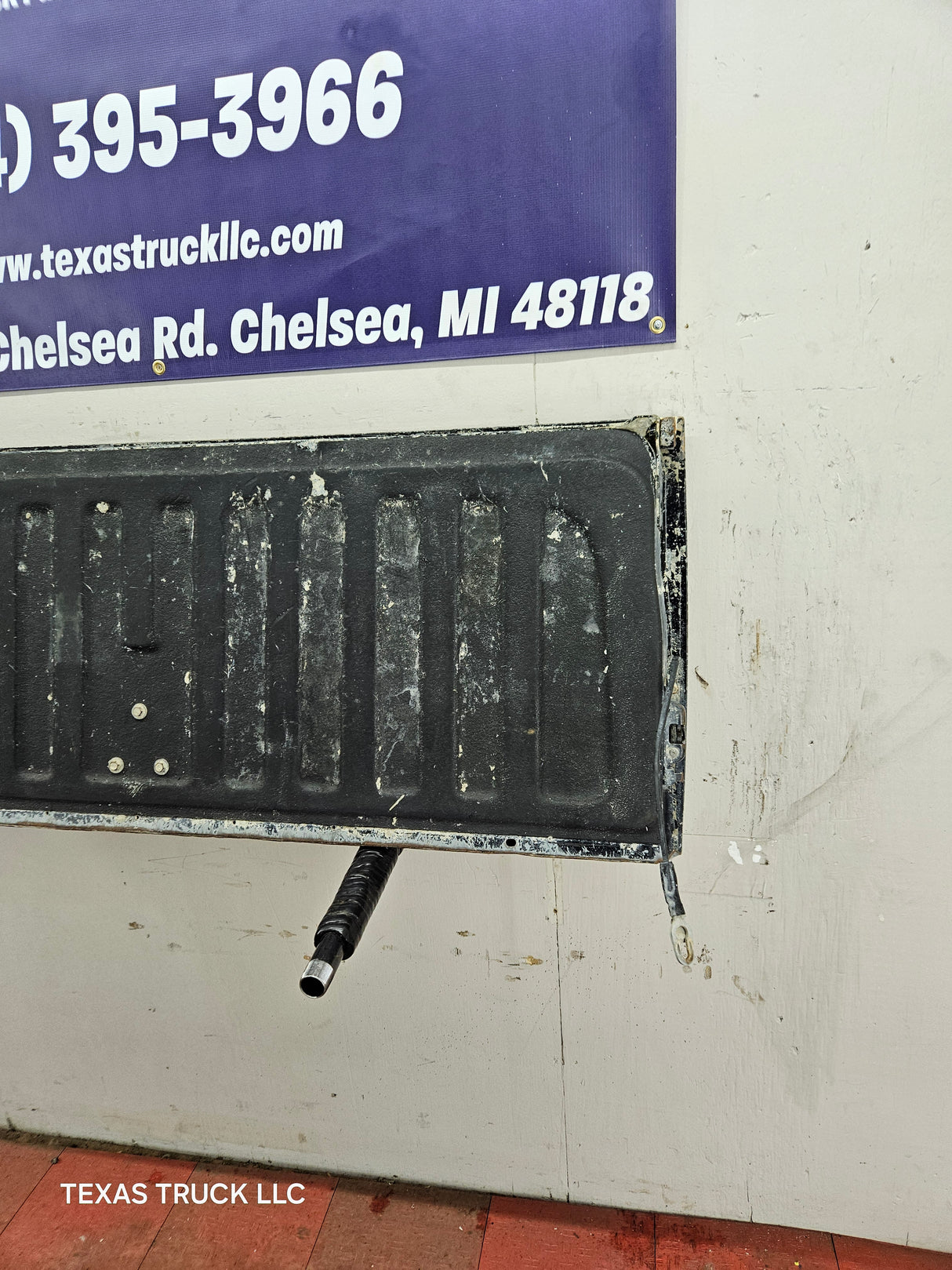 2007-2013 Chevrolet Silverado / GMC Sierra Tailgate 1500 2500 3500 HD