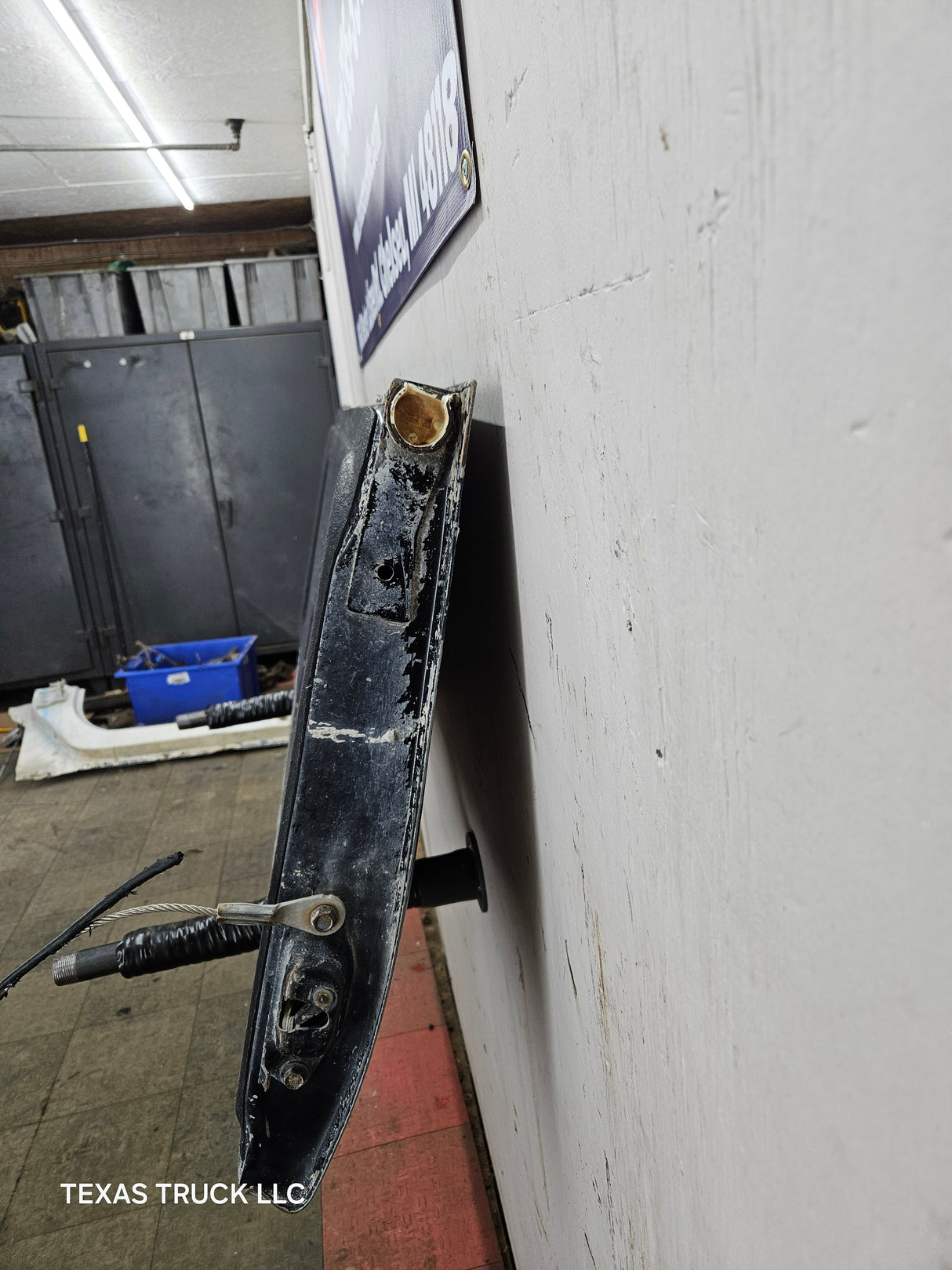 2007-2013 Chevrolet Silverado / GMC Sierra Tailgate 1500 2500 3500 HD