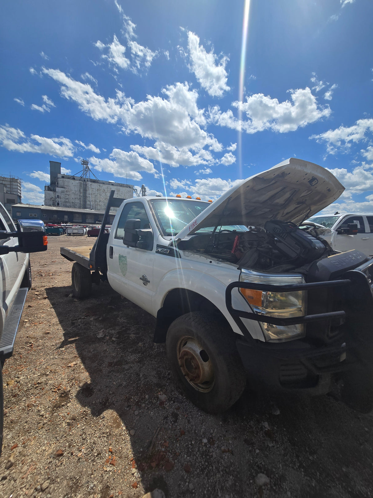 2012 Ford F-350 Super Duty Regular Cab, Cab and Chassis 6.7L Power Stroke 4x4 Dual Rear Wheel - FULL PART OUT