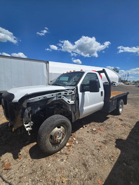 2008 Ford F-350 Dually Super Duty 6.4L Power StrokeZF6 Manual Transmission 4x4 - FULL PART OUT