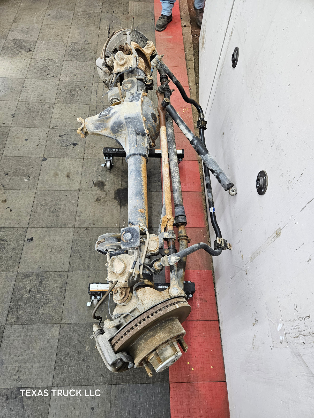 2013-2016 Ford Super Duty F250 F350 FRONT Axle 3.73 Gear Ratio 88k miles