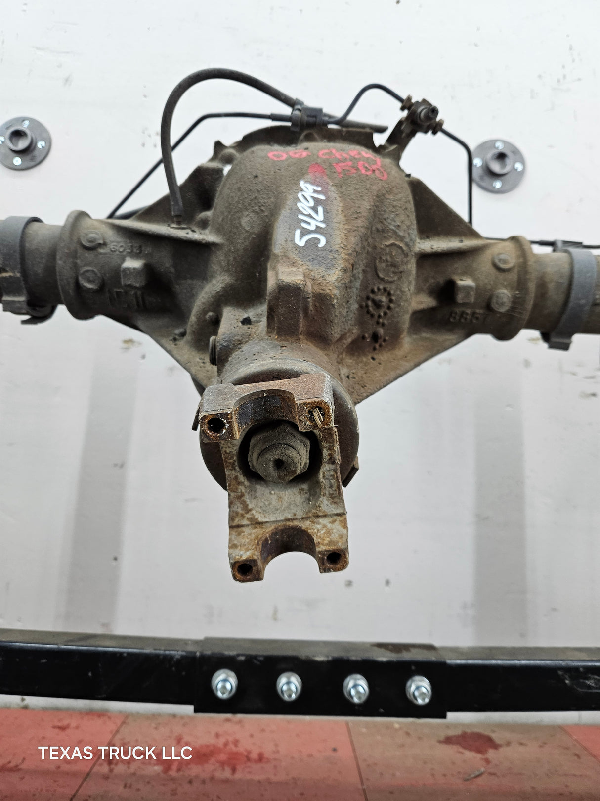 2005-2007 Chevrolet Silverado GMC Sierra 1500 3.23 Rear Axle