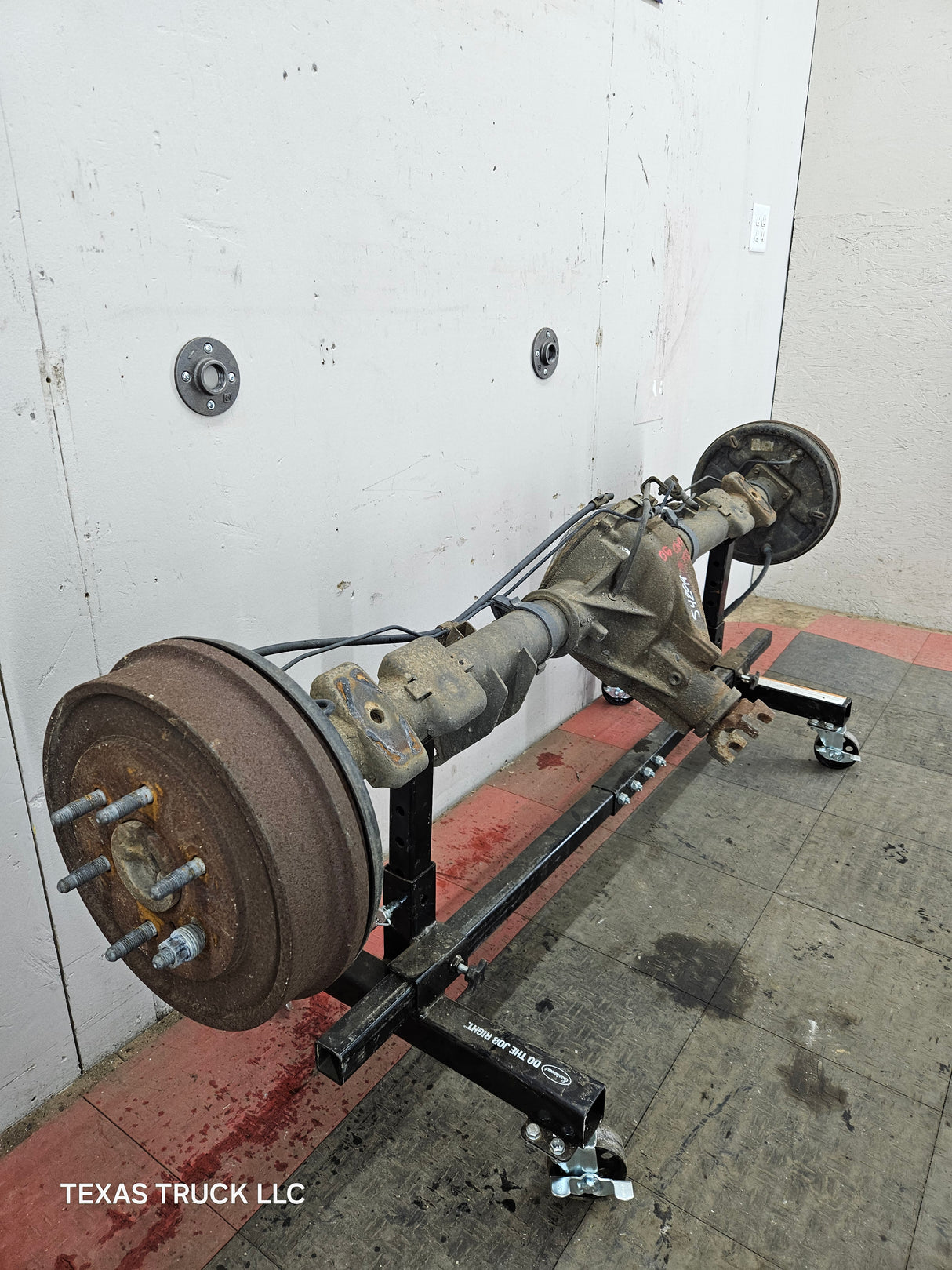 2005-2007 Chevrolet Silverado GMC Sierra 1500 3.23 Rear Axle