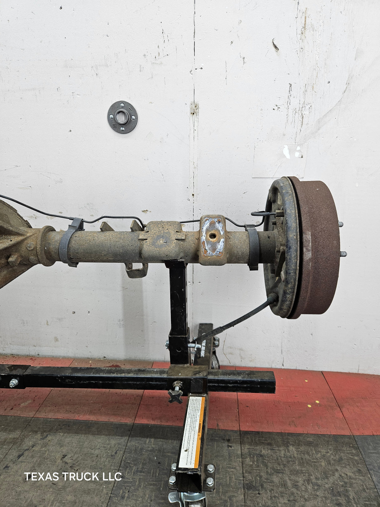2005-2007 Chevrolet Silverado GMC Sierra 1500 3.23 Rear Axle