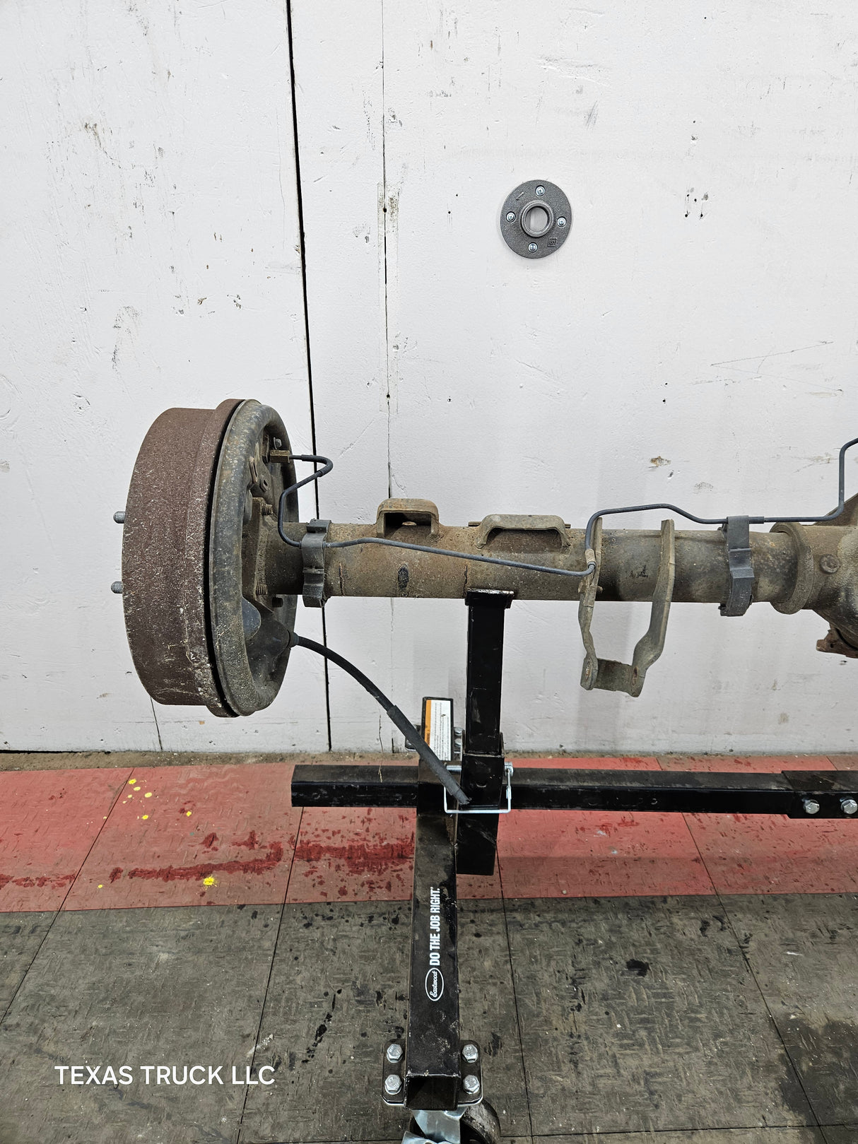 2005-2007 Chevrolet Silverado GMC Sierra 1500 3.23 Rear Axle
