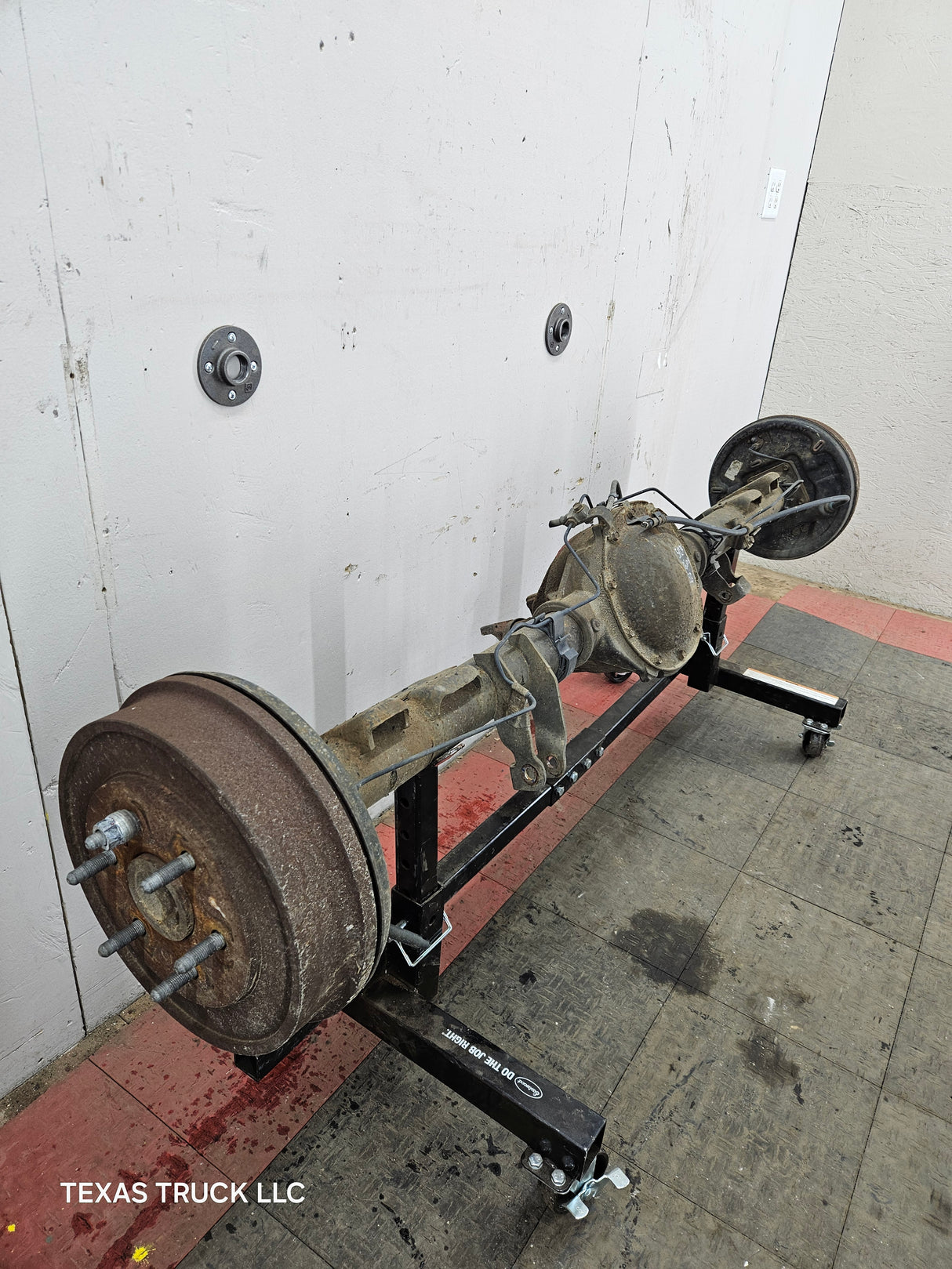 2005-2007 Chevrolet Silverado GMC Sierra 1500 3.23 Rear Axle