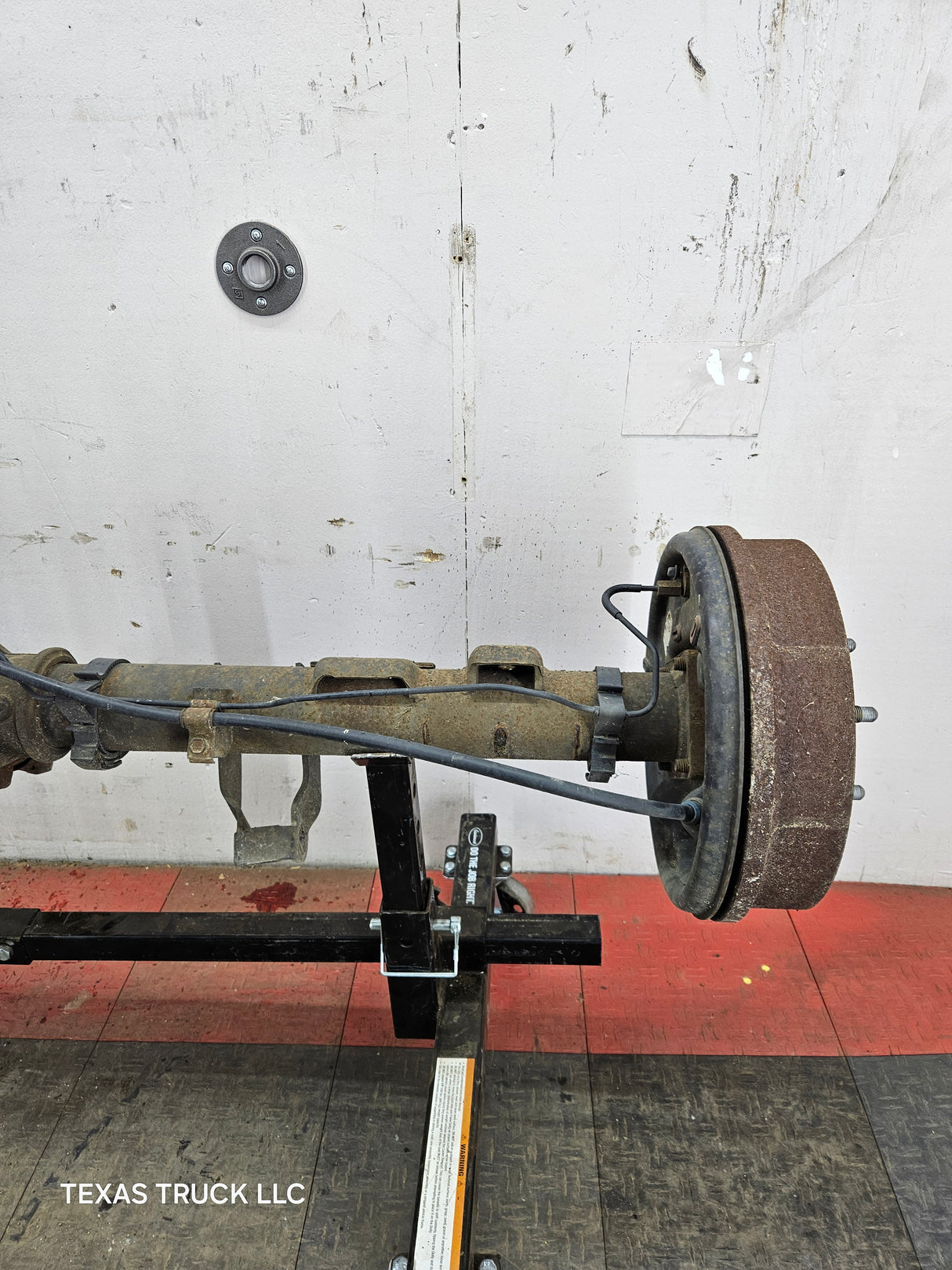 2005-2007 Chevrolet Silverado GMC Sierra 1500 3.23 Rear Axle