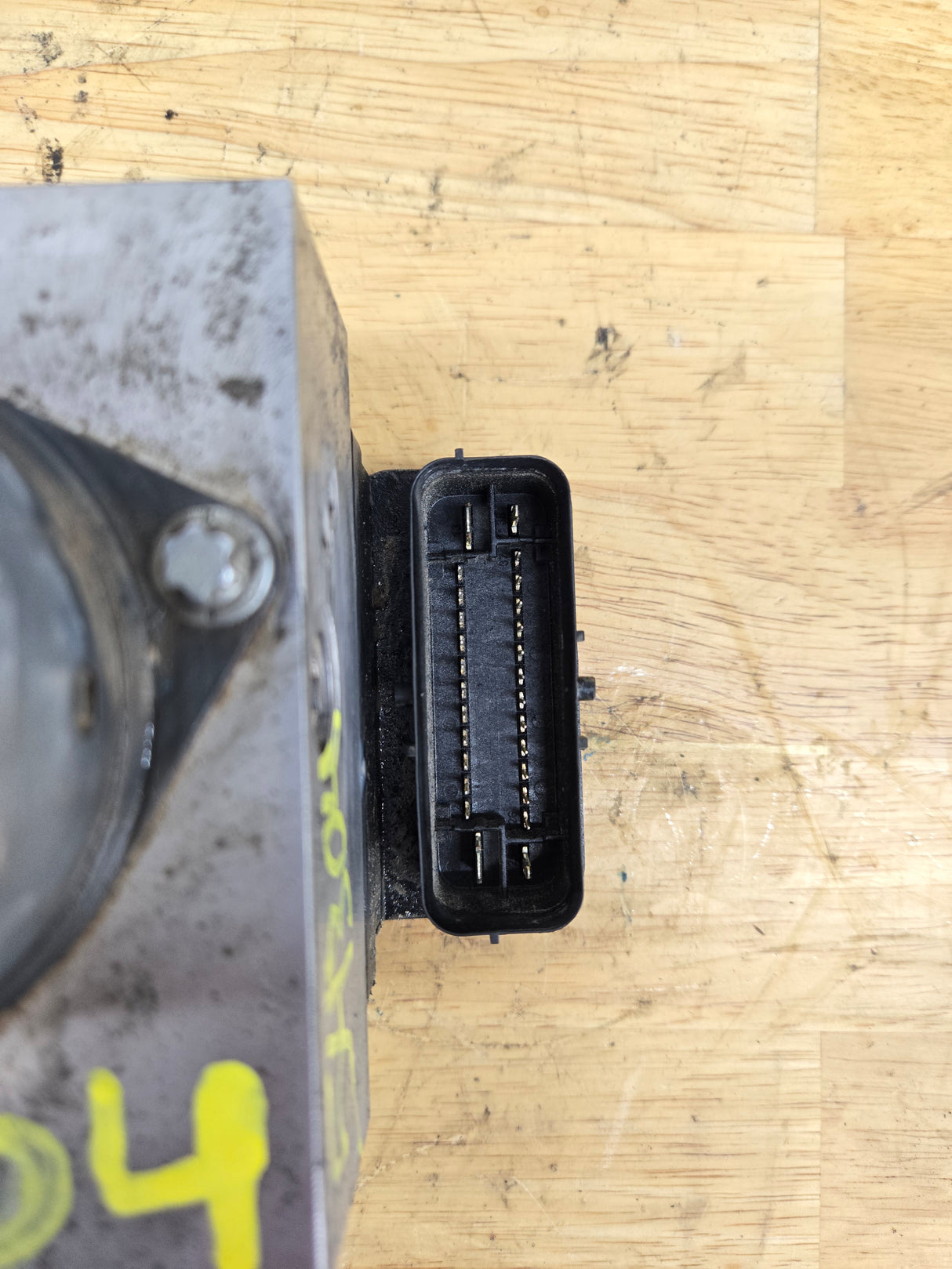 2014-2016 Ford Super Duty F250 F350 ABS Pump Module Control Assembly EC34-2C405-CB