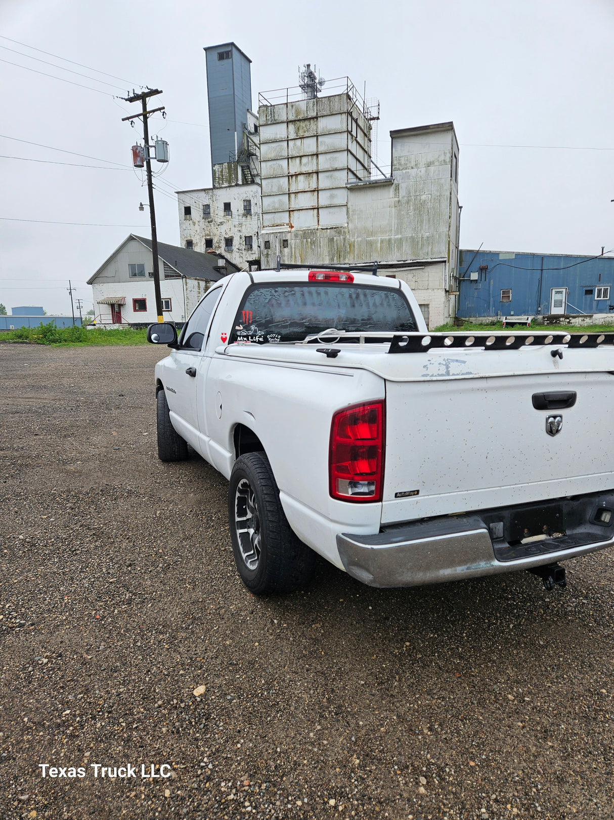 2005 Dodge Ram 1500 Regular Cab - FULL PART OUT
