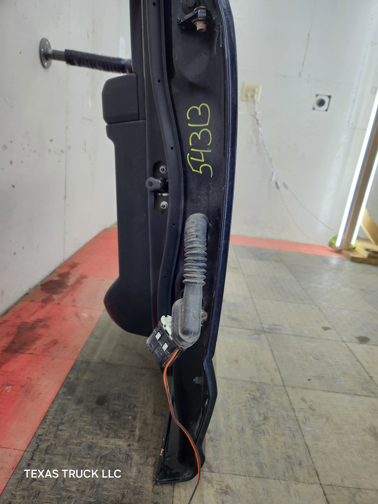 2015-2022 Ford F150 / Super Duty Driver Rear Door LH F250 F350 F450 F550