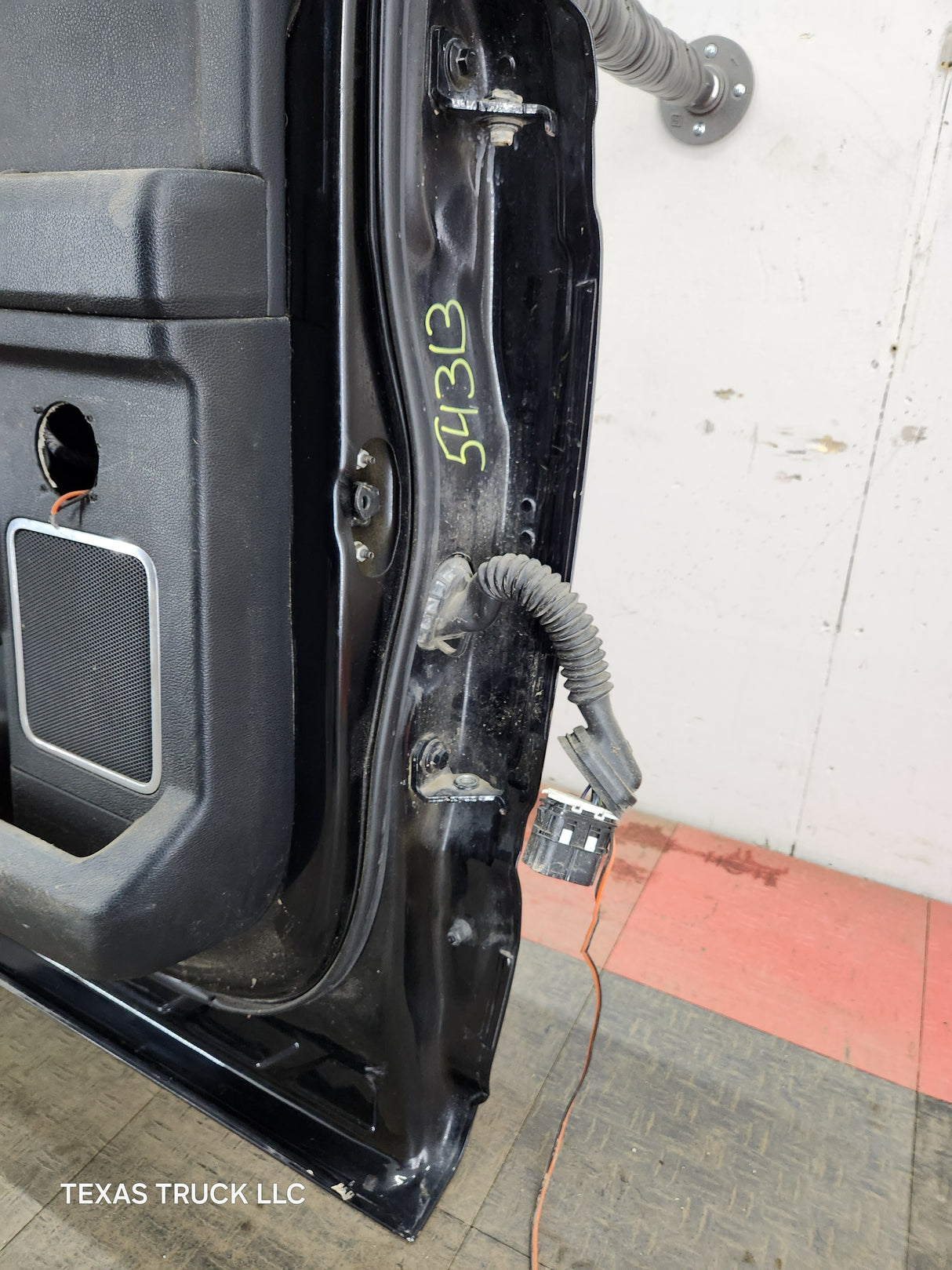 2015-2022 Ford F150 / Super Duty Driver Rear Door LH F250 F350 F450 F550