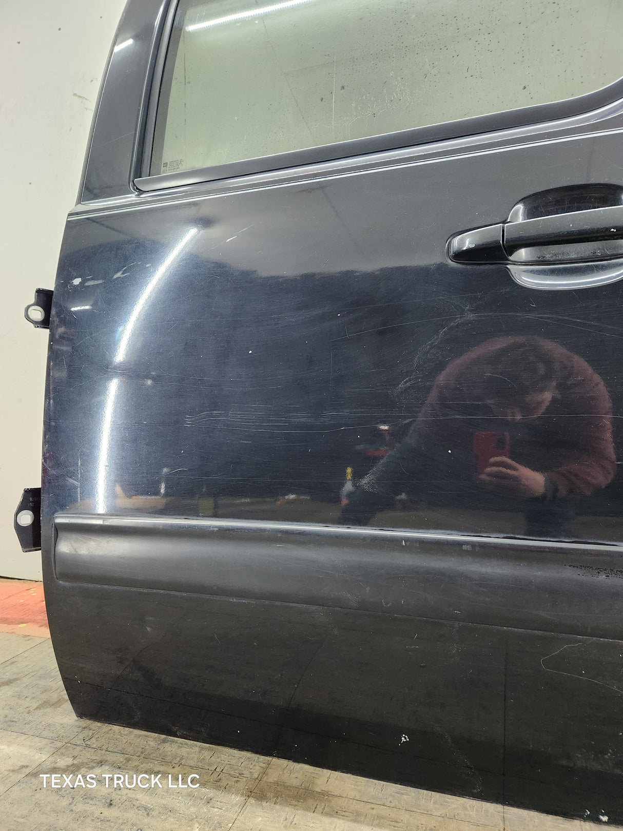 2007-2013 Chevrolet Silverado / GMC Sierra 1500 2500 3500 HD Crew Cab LH Driver Side Rear Door