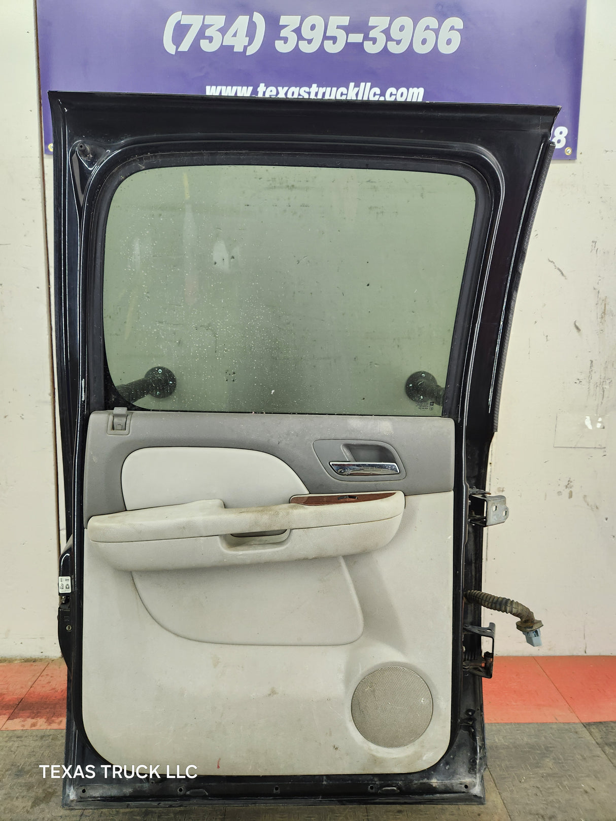2007-2013 Chevrolet Silverado / GMC Sierra 1500 2500 3500 HD Crew Cab LH Driver Side Rear Door