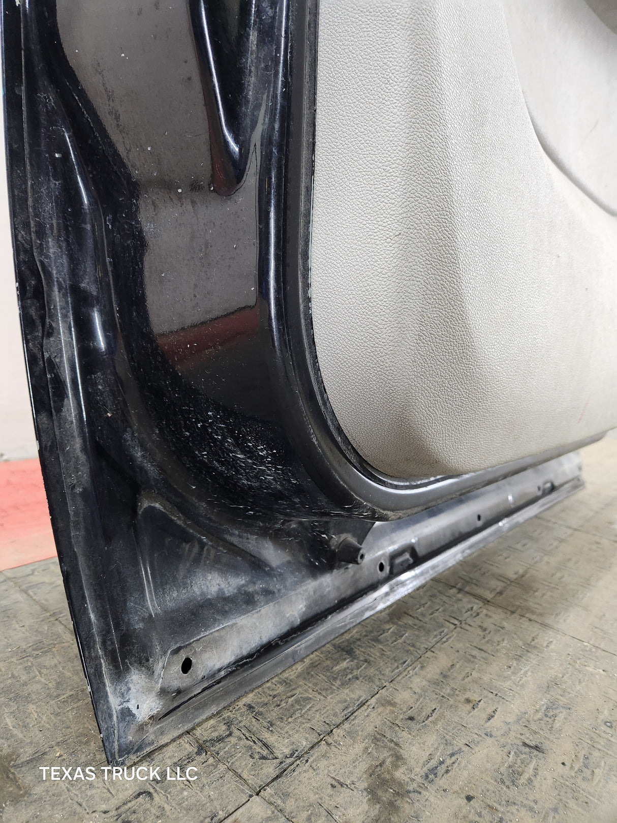 2007-2013 Chevrolet Silverado / GMC Sierra 1500 2500 3500 HD Crew Cab LH Driver Side Rear Door