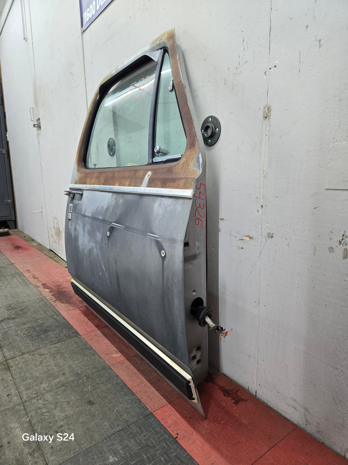 1981-1993 Dodge Ram 1st Gen RH Passenger Side Front Door W150 W250 W350 D150 D250 D350 Ramcharger