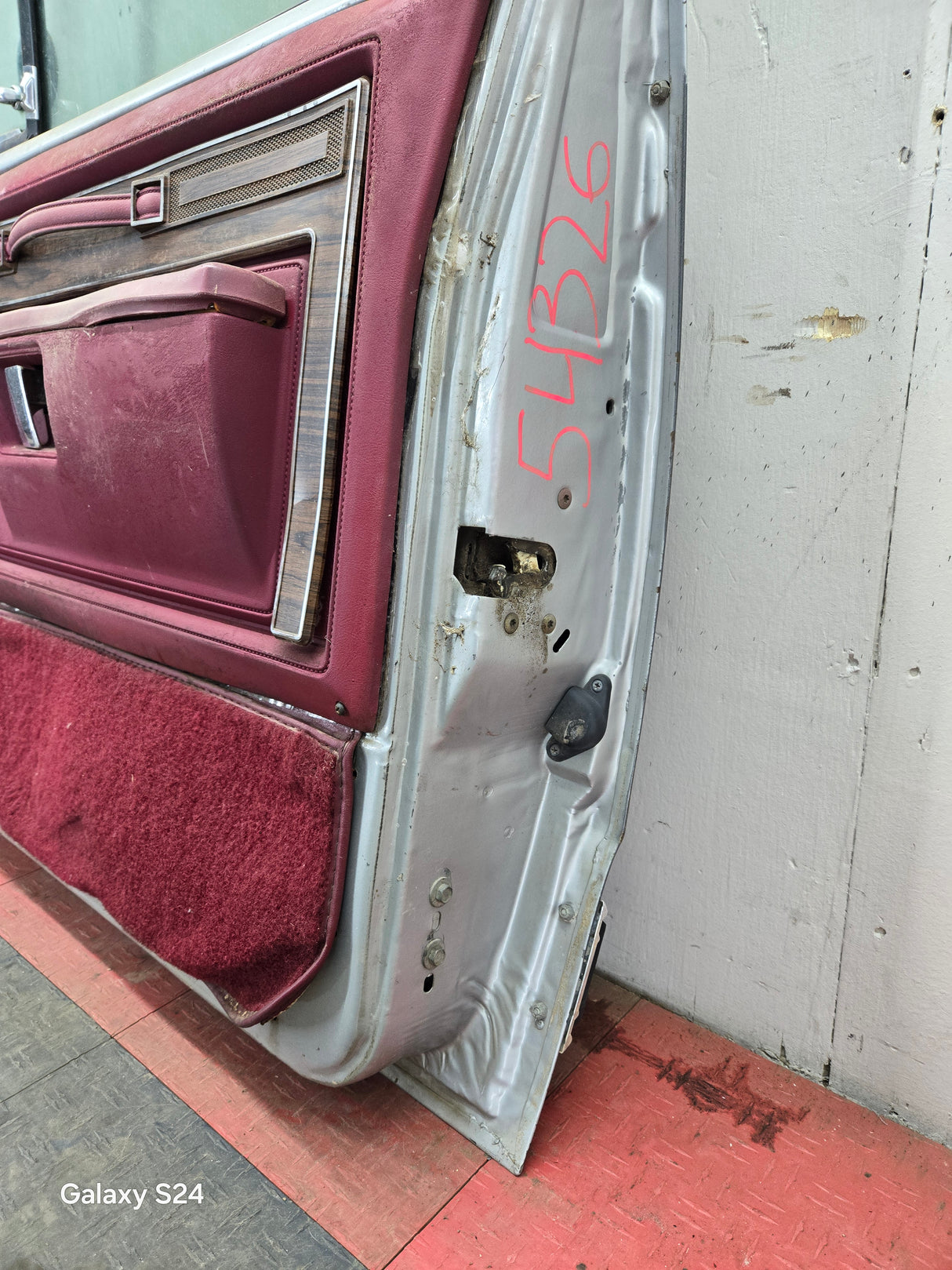 1981-1993 Dodge Ram 1st Gen RH Passenger Side Front Door W150 W250 W350 D150 D250 D350 Ramcharger