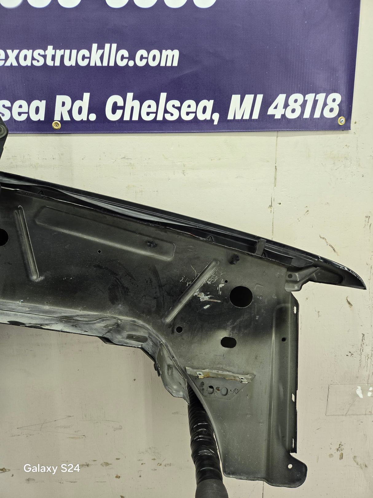 2007-2013 GMC Sierra Driver Side Front LH Fender 1500 2500 3500 HD