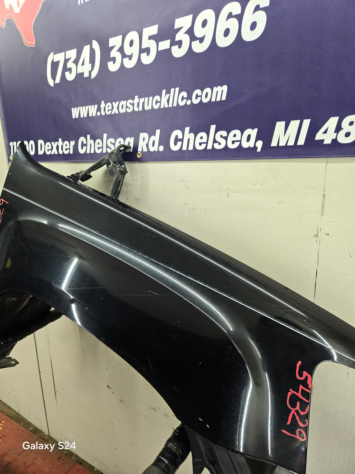 2007-2013 GMC Sierra Passenger Side Front RH Fender 1500 2500 3500 HD