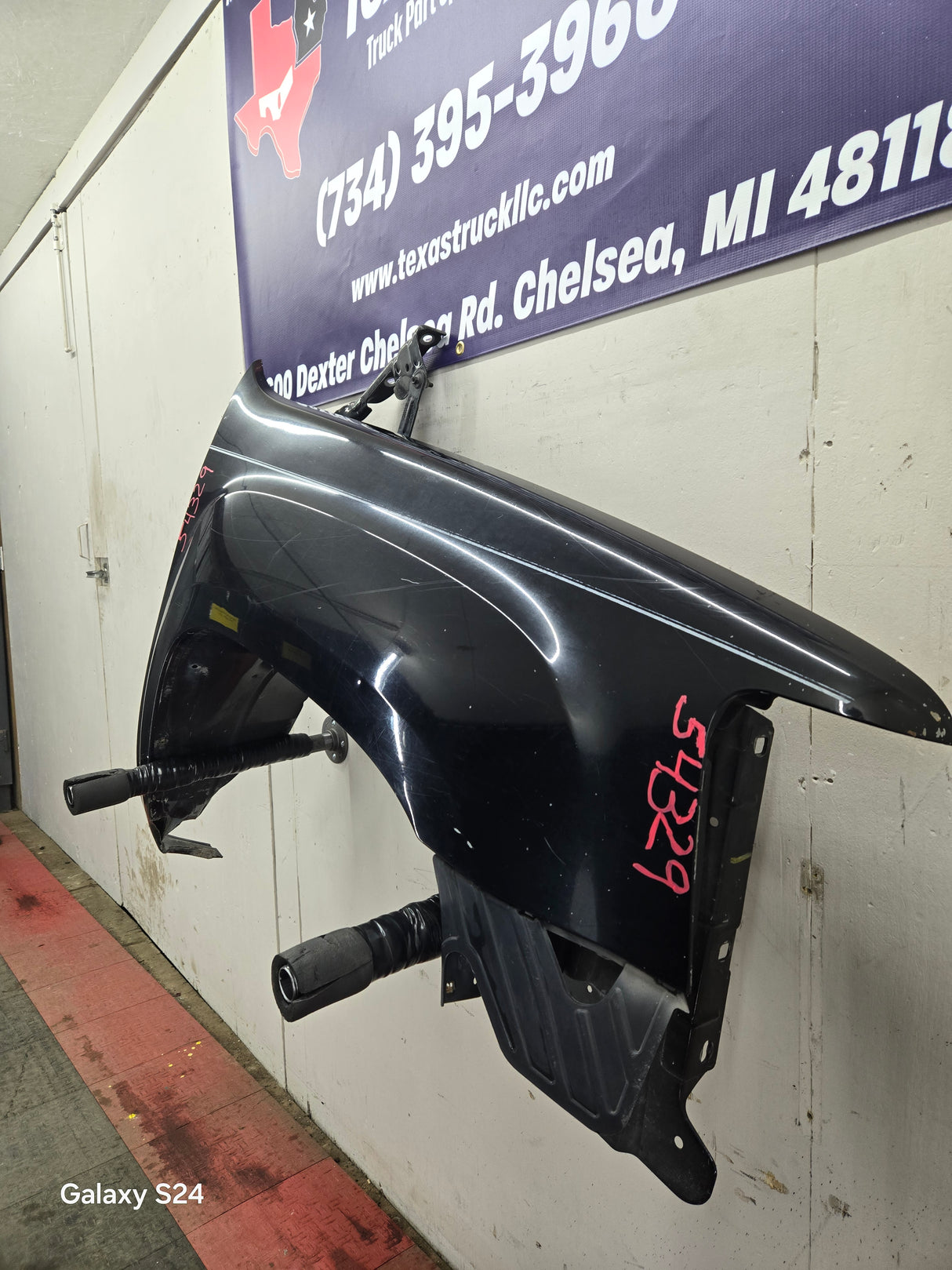 2007-2013 GMC Sierra Passenger Side Front RH Fender 1500 2500 3500 HD