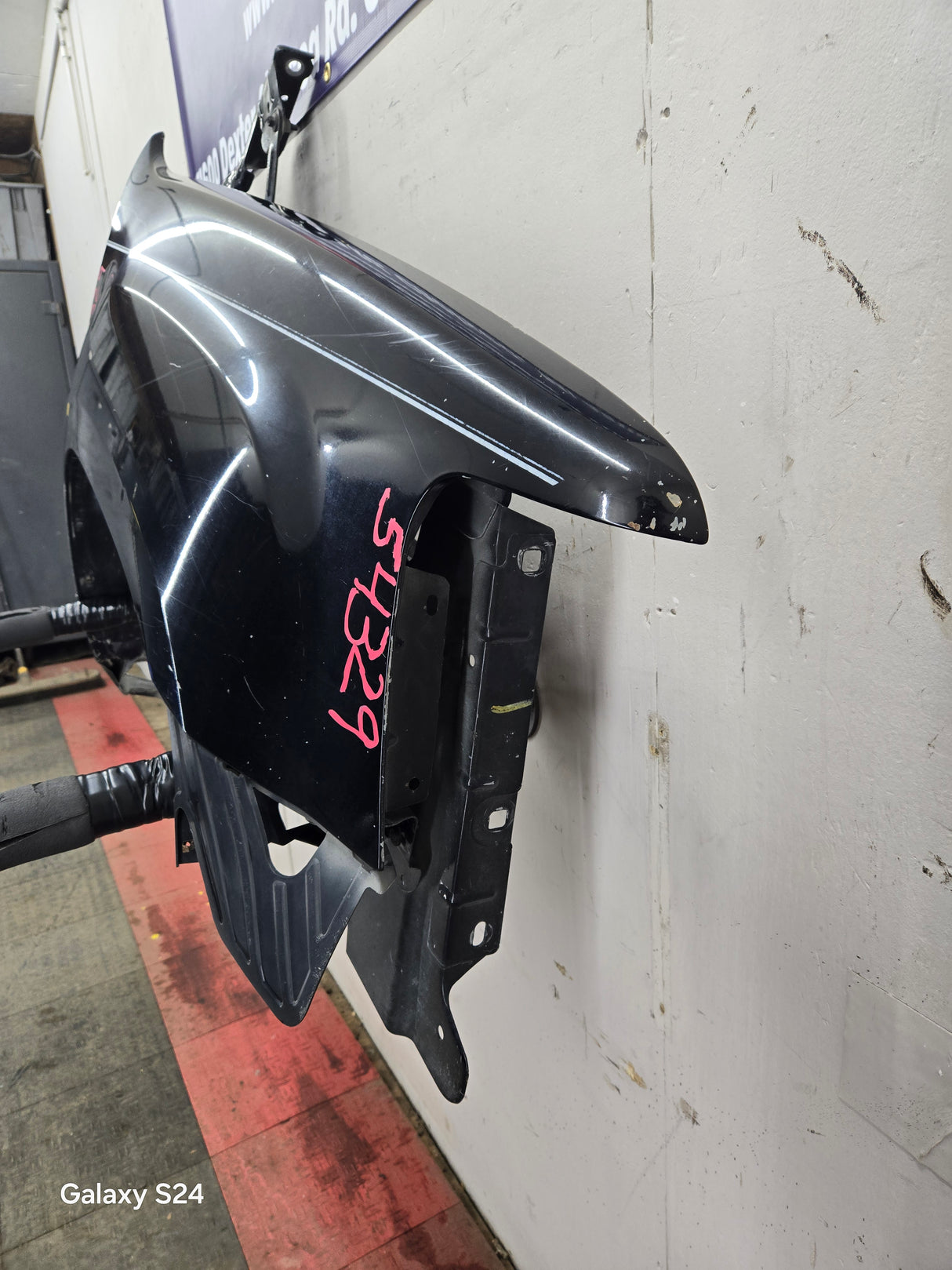 2007-2013 GMC Sierra Passenger Side Front RH Fender 1500 2500 3500 HD