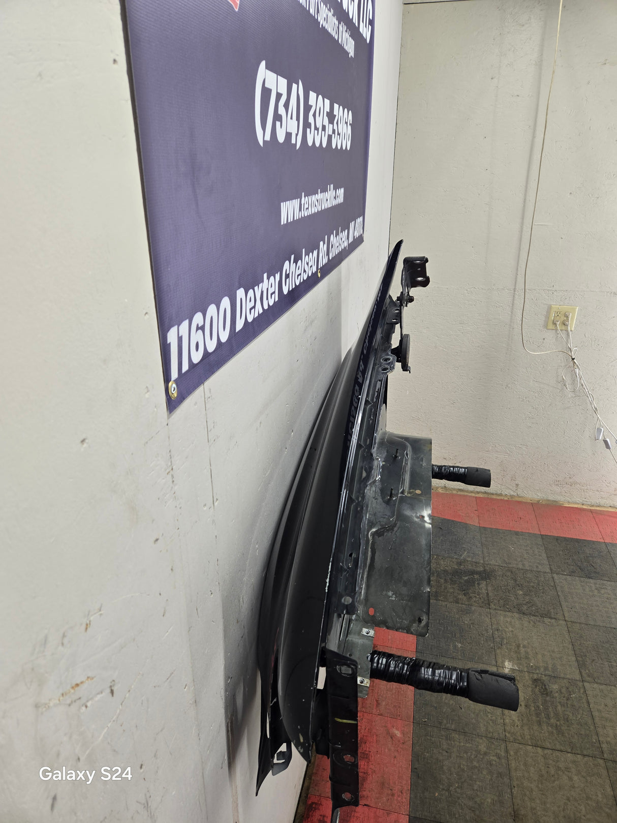 2007-2013 GMC Sierra Passenger Side Front RH Fender 1500 2500 3500 HD