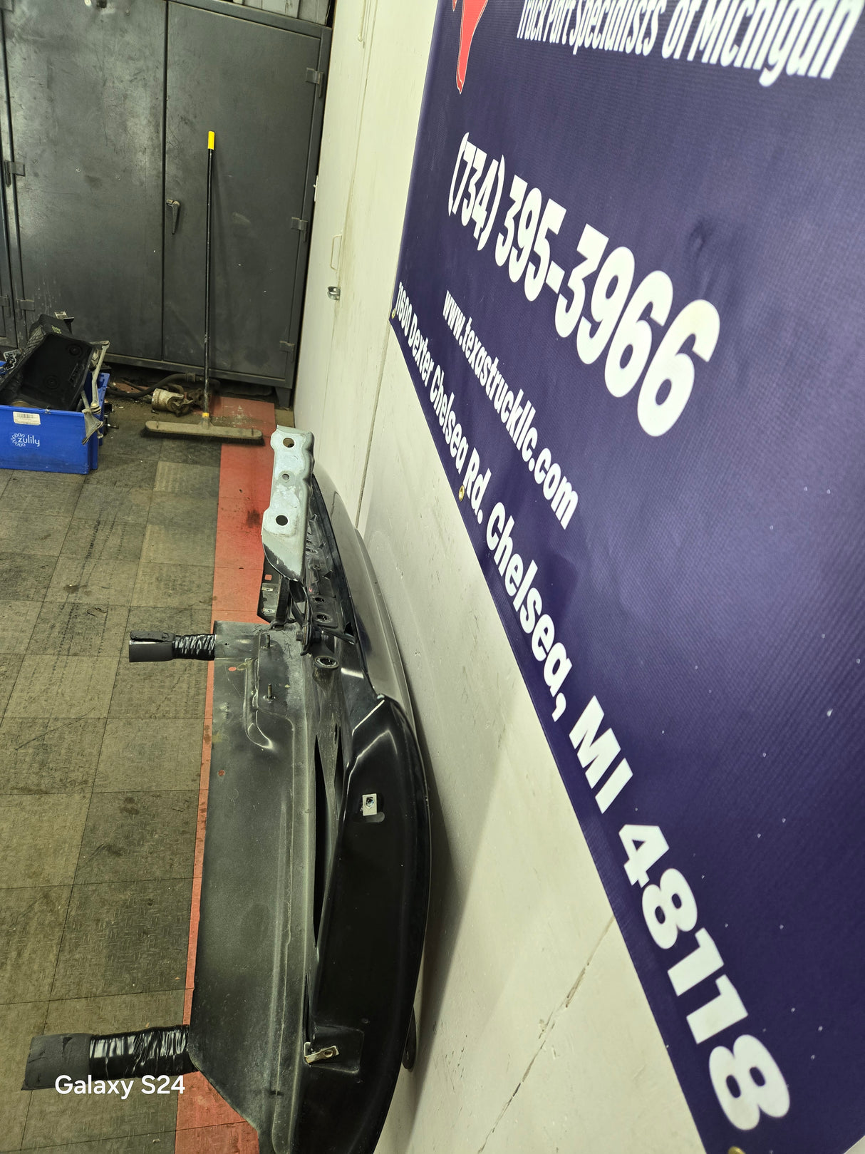 2007-2013 GMC Sierra Passenger Side Front RH Fender 1500 2500 3500 HD