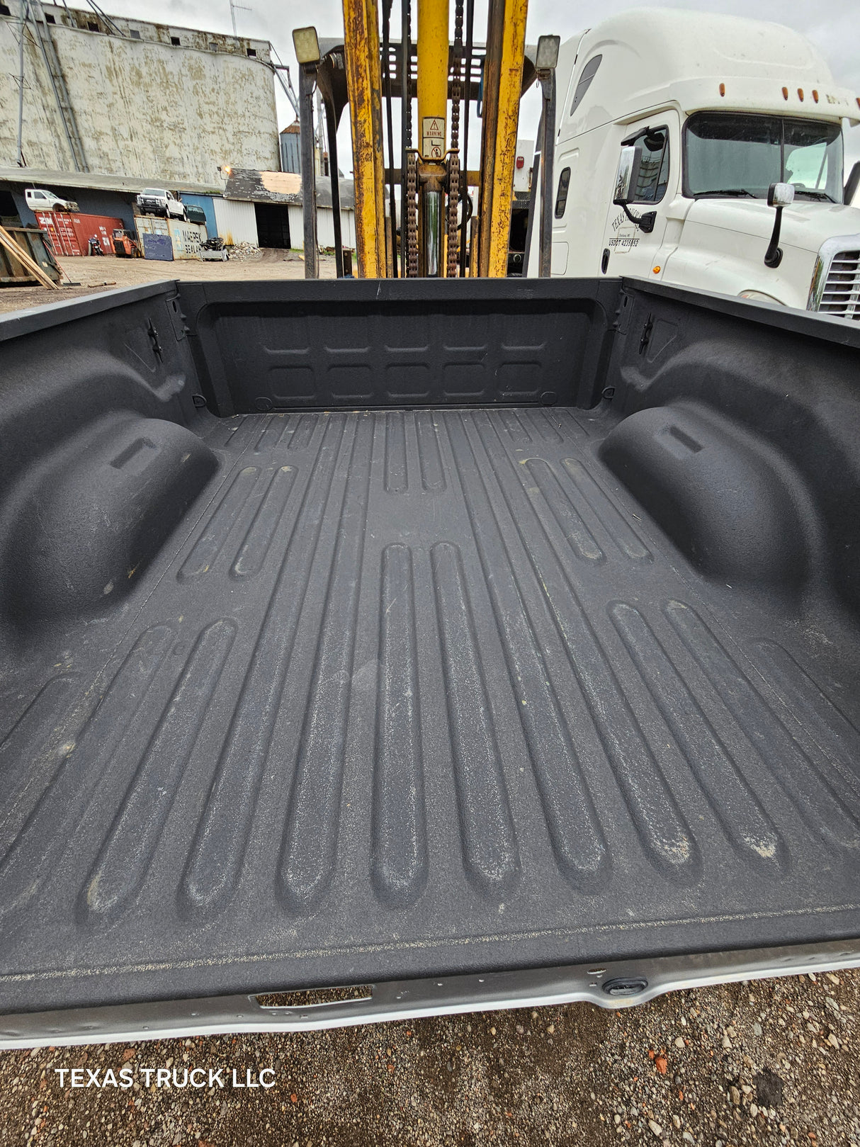 2019-2025 Dodge Ram 2500 3500 5th Gen 6' 4" Short Truck Bed