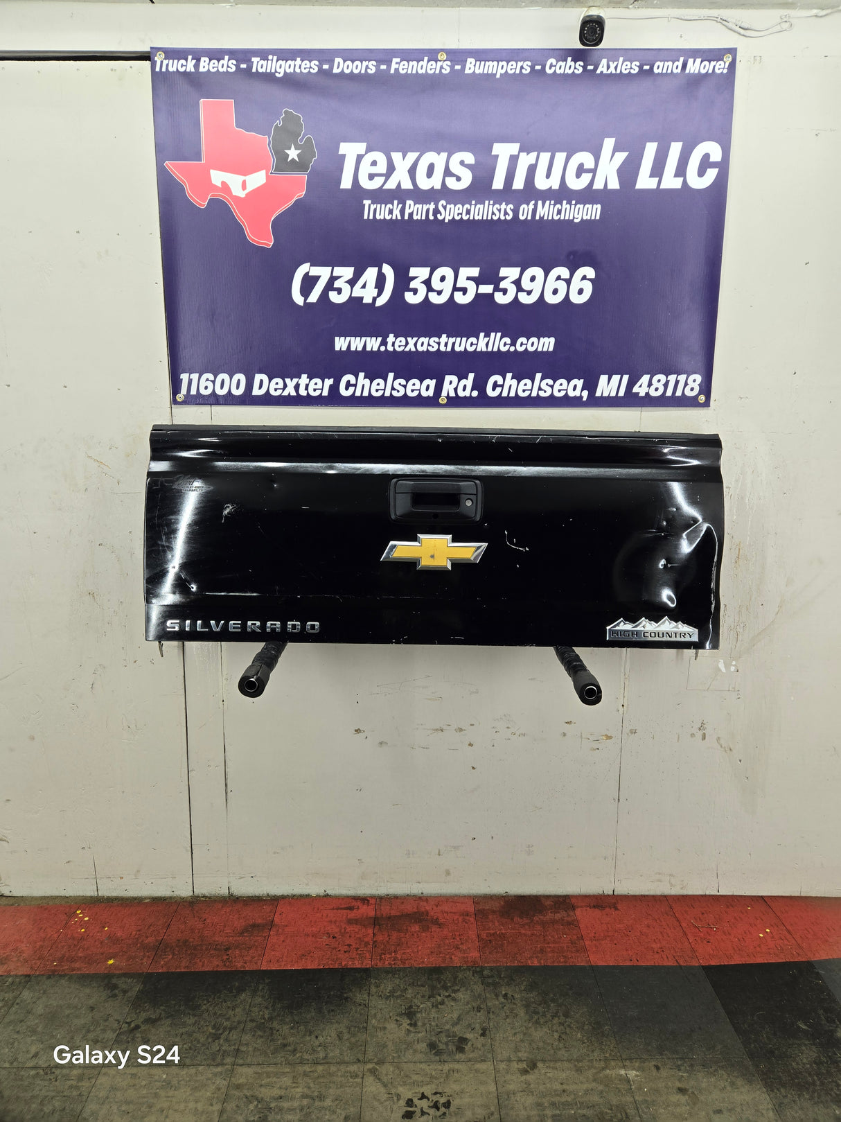 2014-2019 Chevrolet Silverado / GMC Sierra 1500 2500 3500 HD Tailgate