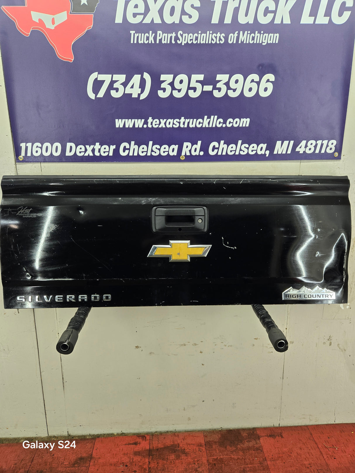 2014-2019 Chevrolet Silverado / GMC Sierra 1500 2500 3500 HD Tailgate