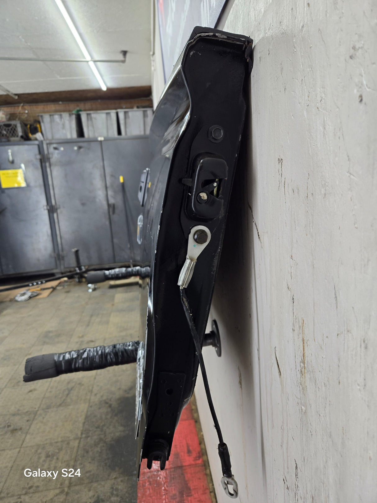 2014-2019 Chevrolet Silverado / GMC Sierra 1500 2500 3500 HD Tailgate