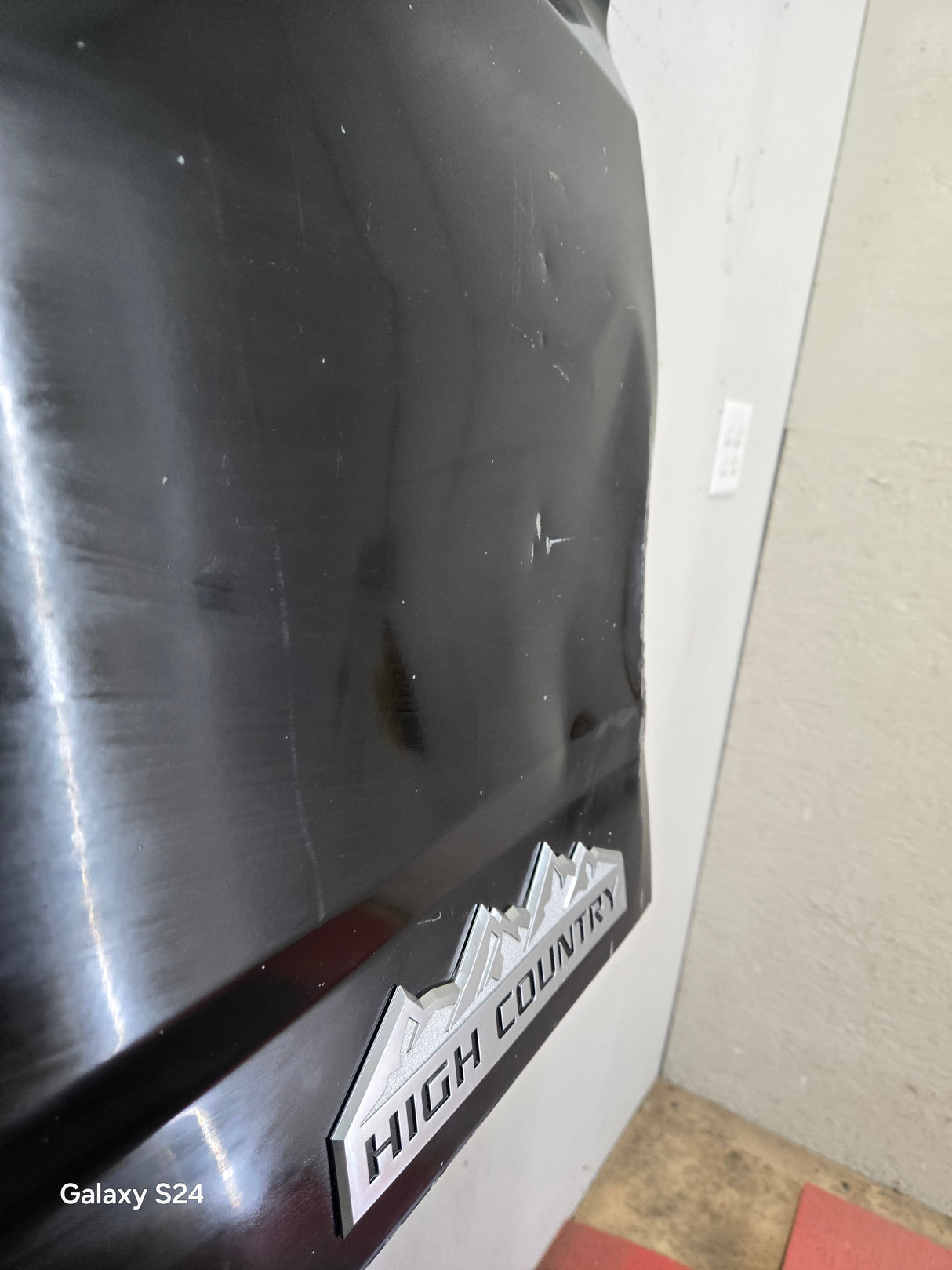 2014-2019 Chevrolet Silverado / GMC Sierra 1500 2500 3500 HD Tailgate