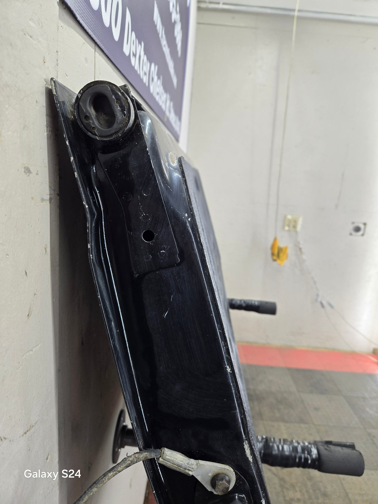 2014-2019 Chevrolet Silverado / GMC Sierra 1500 2500 3500 HD Tailgate