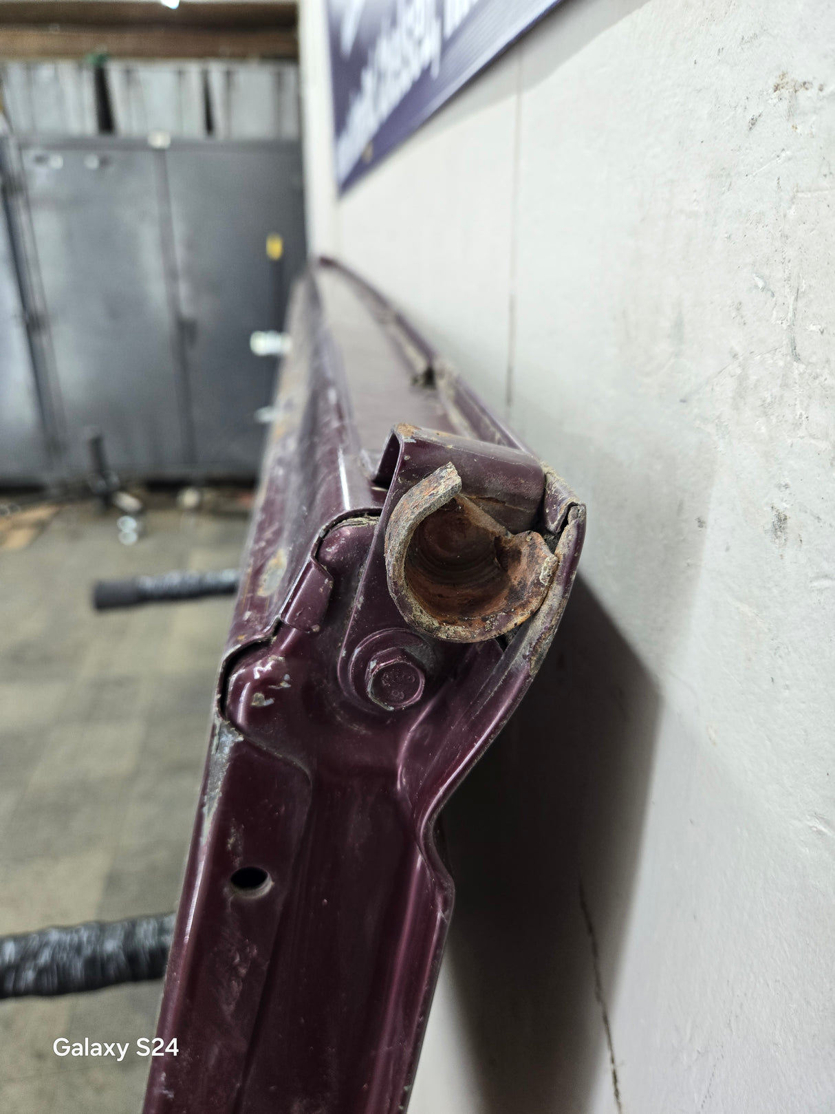 1999-2007 Chevrolet Silverado / GMC Sierra 1500 2500 3500 HD Tailgate