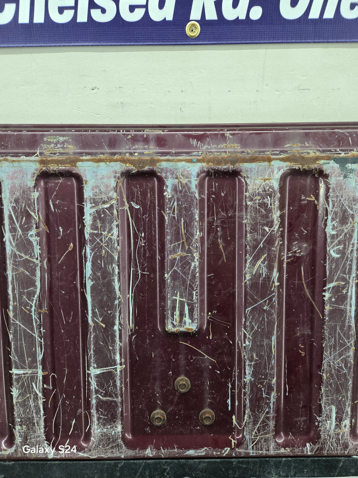 1999-2007 Chevrolet Silverado / GMC Sierra 1500 2500 3500 HD Tailgate