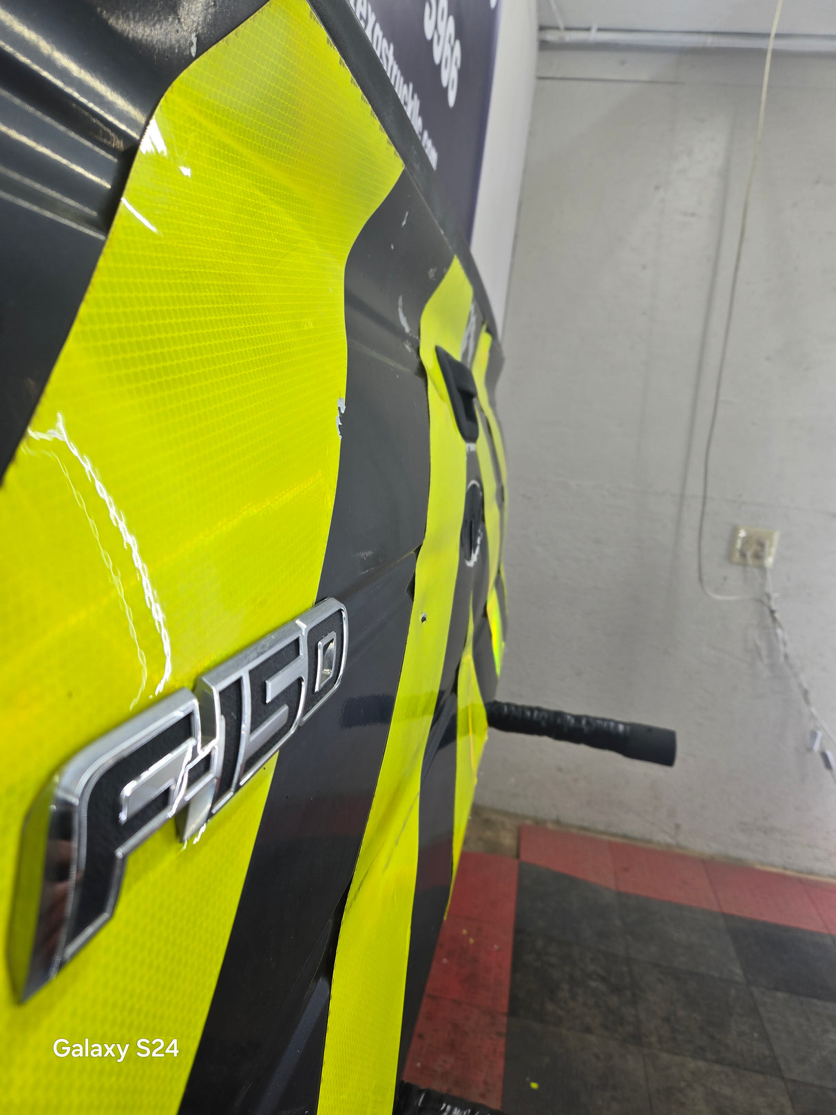 2009-2014 Ford F150 Tailgate